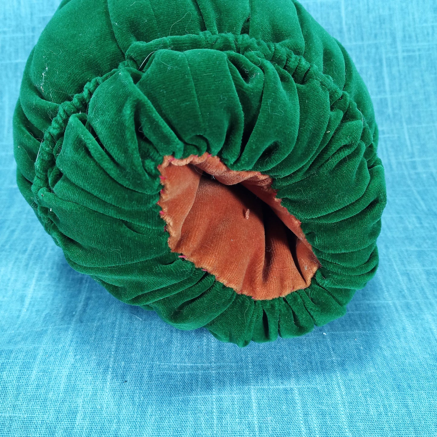 1930s Green Velvet Child’s Muff and Hand Warmer