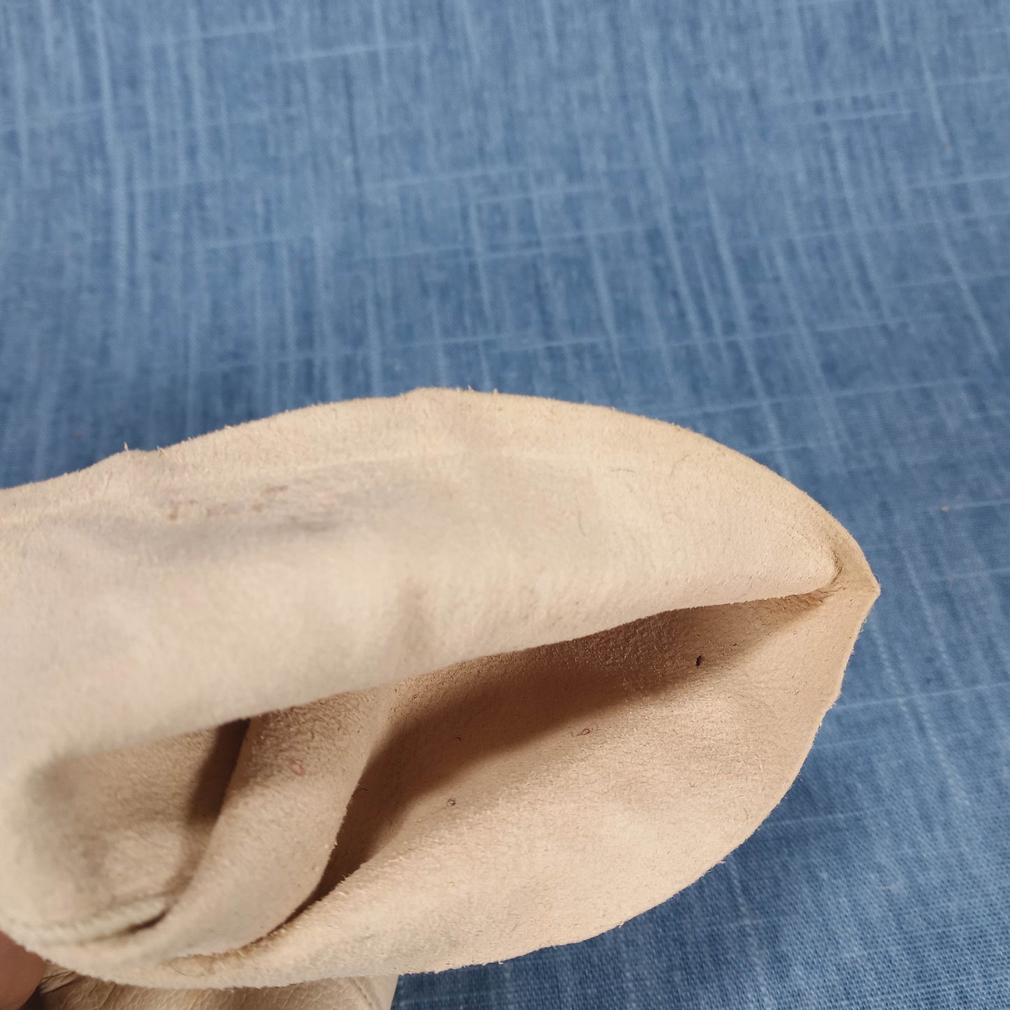 1940s Off White Kid Gloves Long Gloves by I Magnin