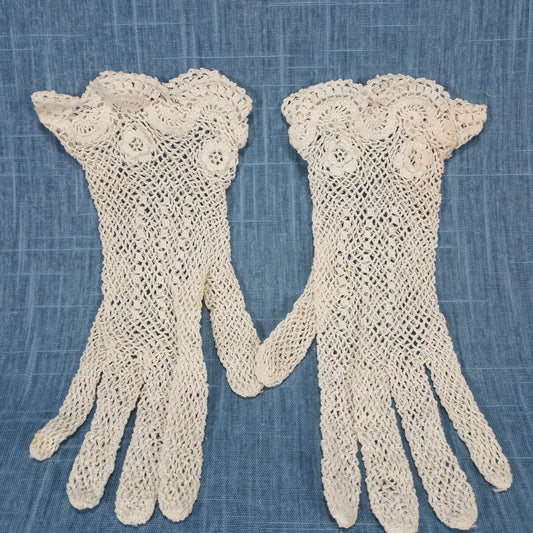 1910s Vintage White Hand Tatted Knit Rosette Gloves