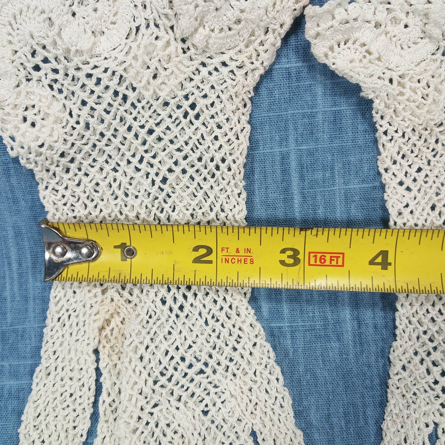 1910s White Hand Tatted Knit Rosette Gloves