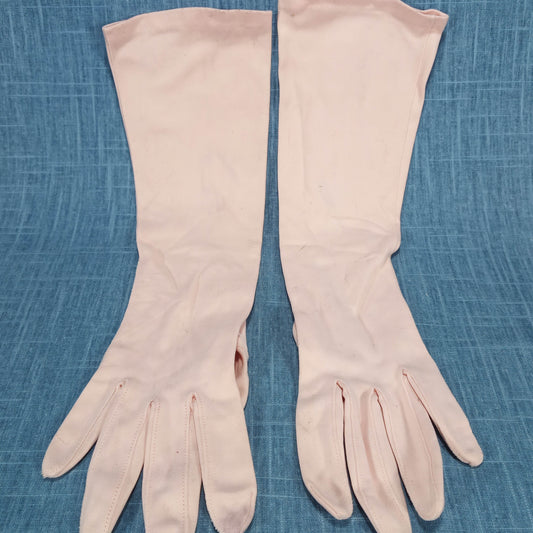 1950s Vintage Pink Fabric Mid Length Gloves