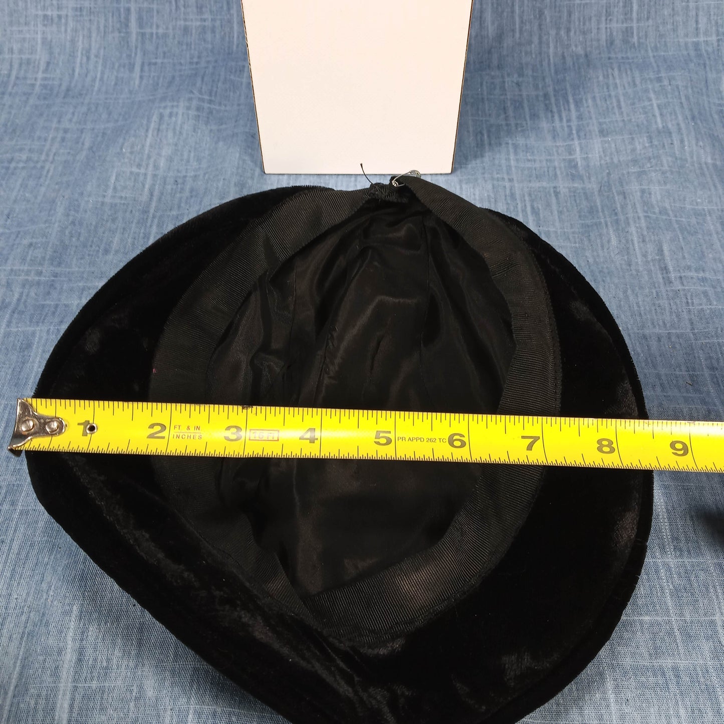 1940s Black Felt Beret Hat