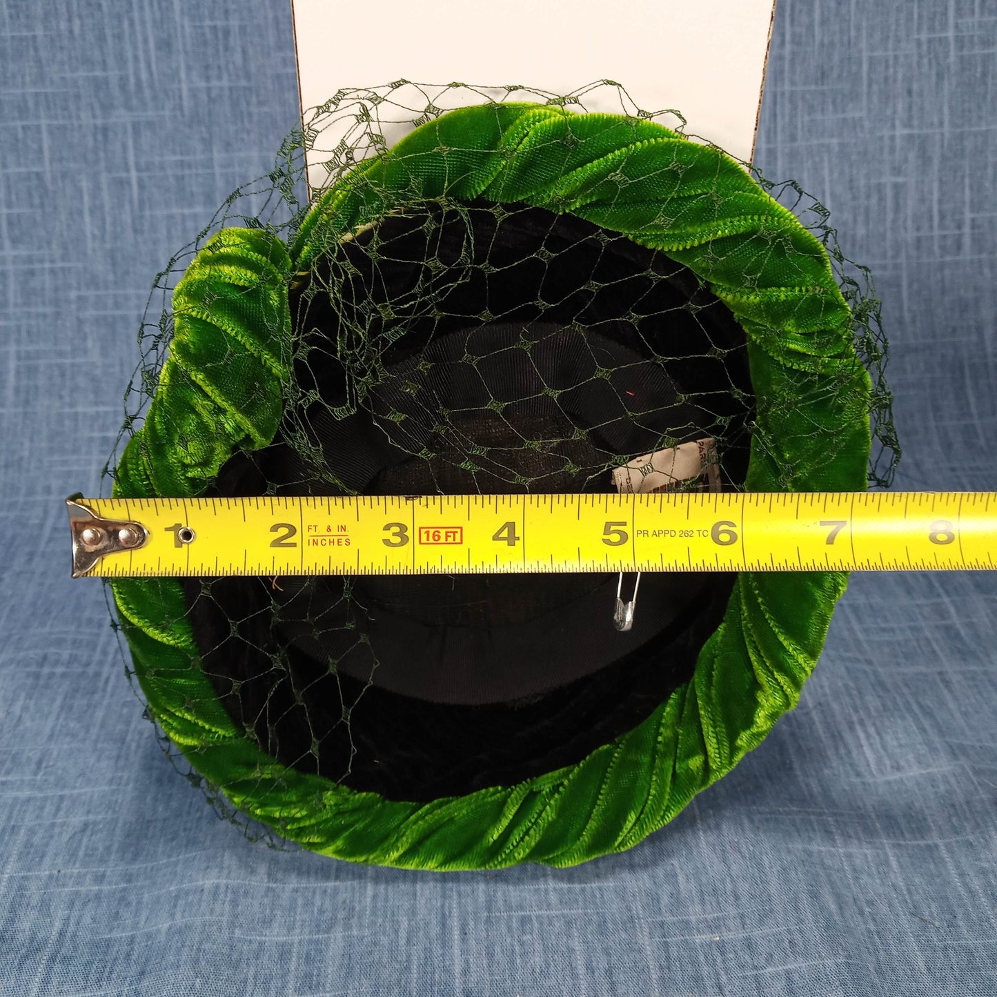 1950s Green Velvet with Blue Feathers Hat