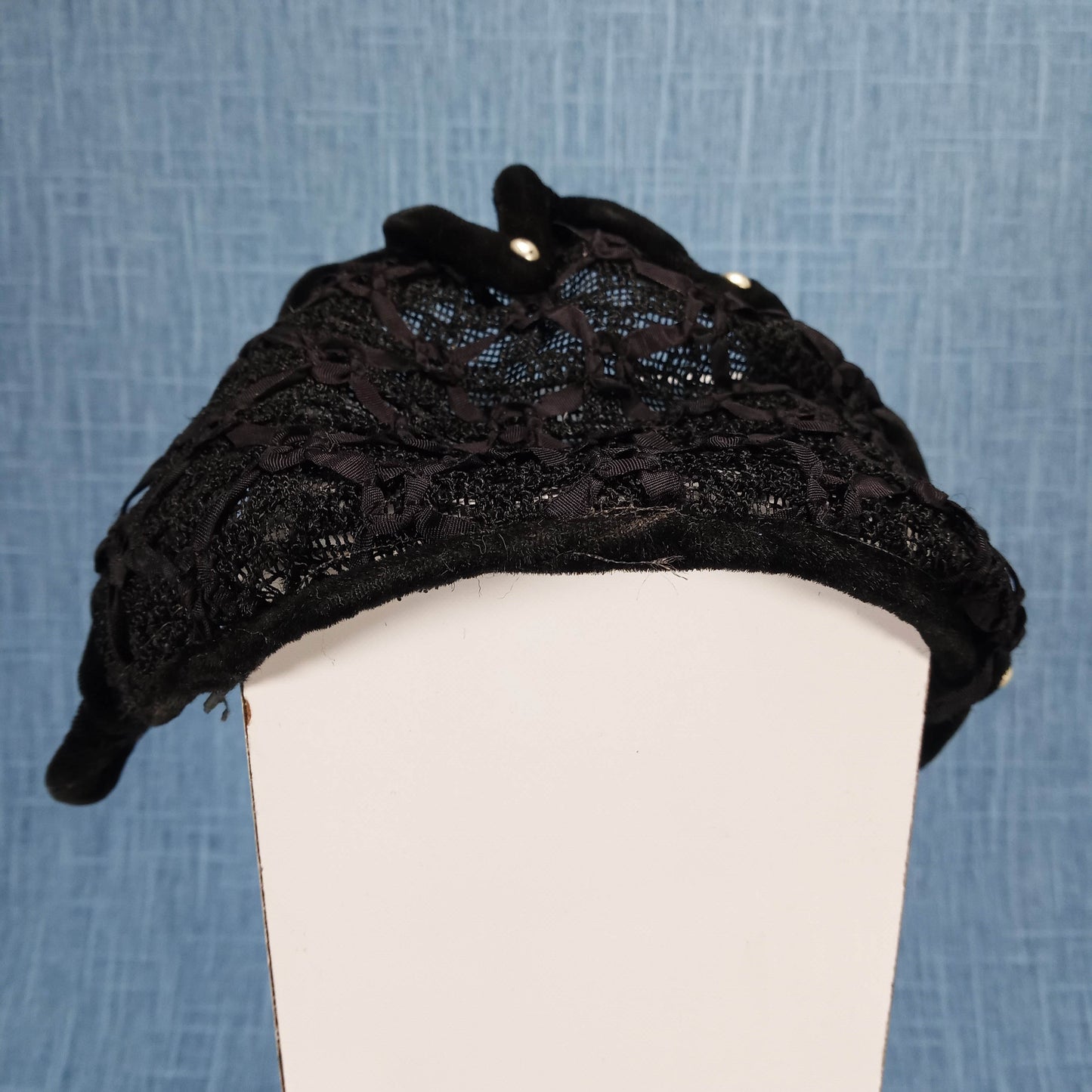 1940s Black Ribbon and Lace Velvet Head Piece with Pearl Detail