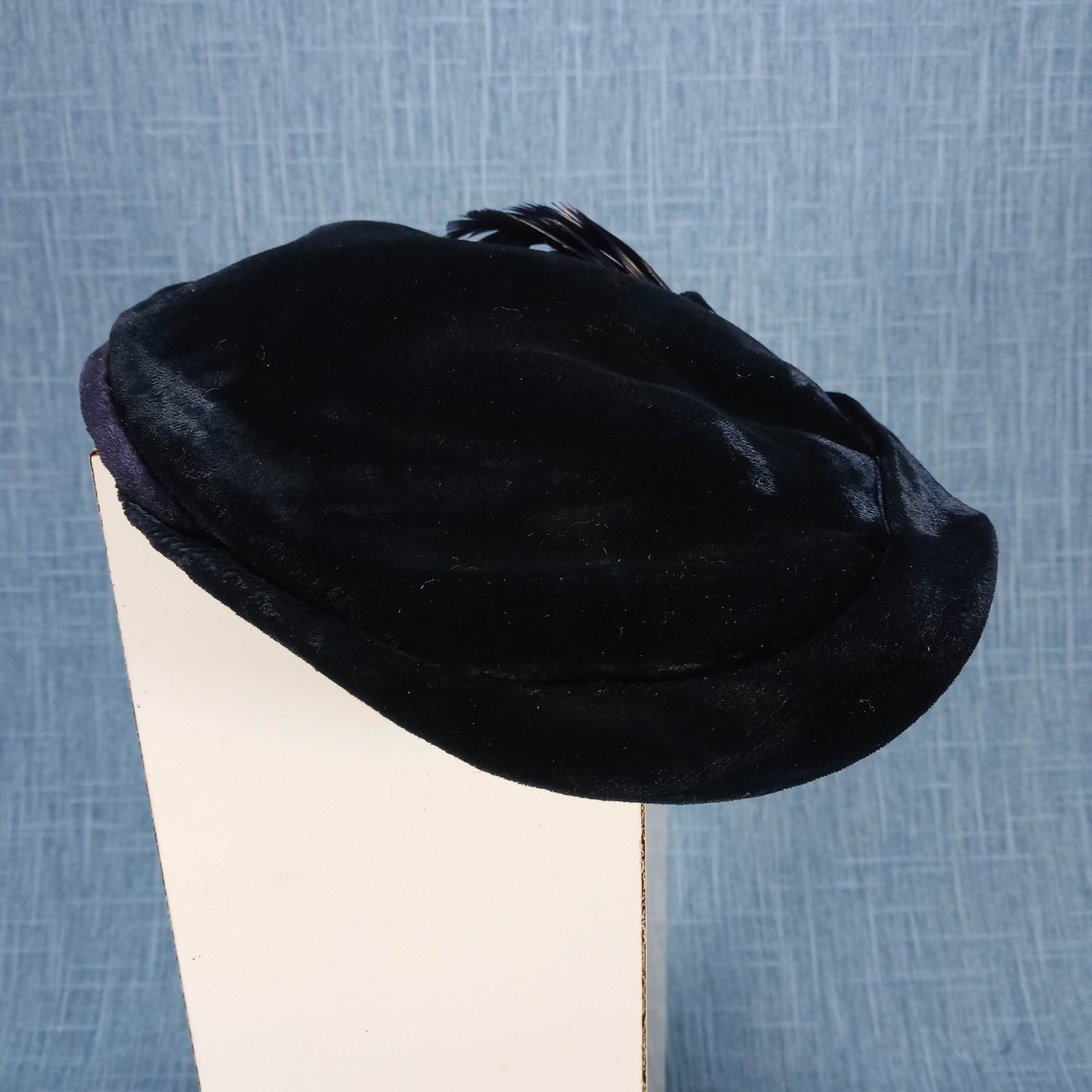1940s Navy Blue Silk Velvet Hat with Rooster Tail Feathers
