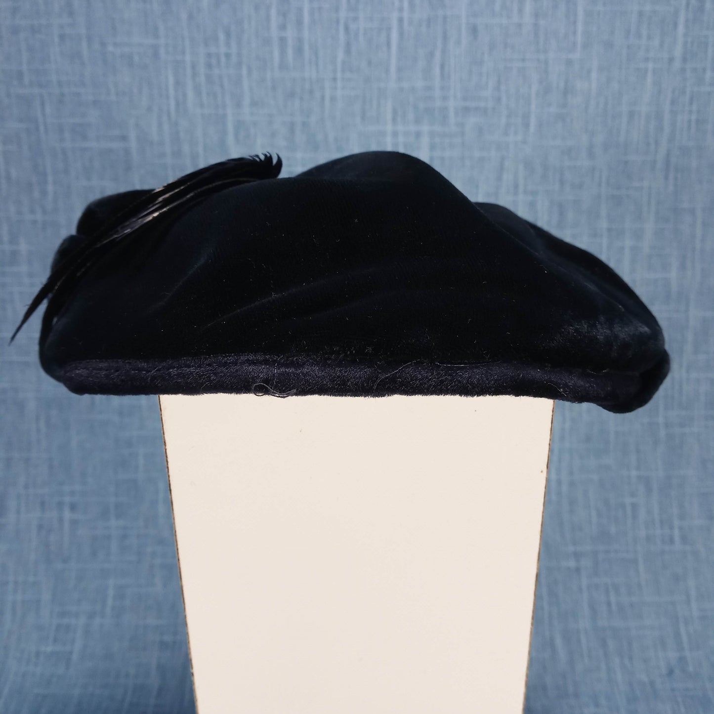 1940s Navy Blue Silk Velvet Hat with Rooster Tail Feathers