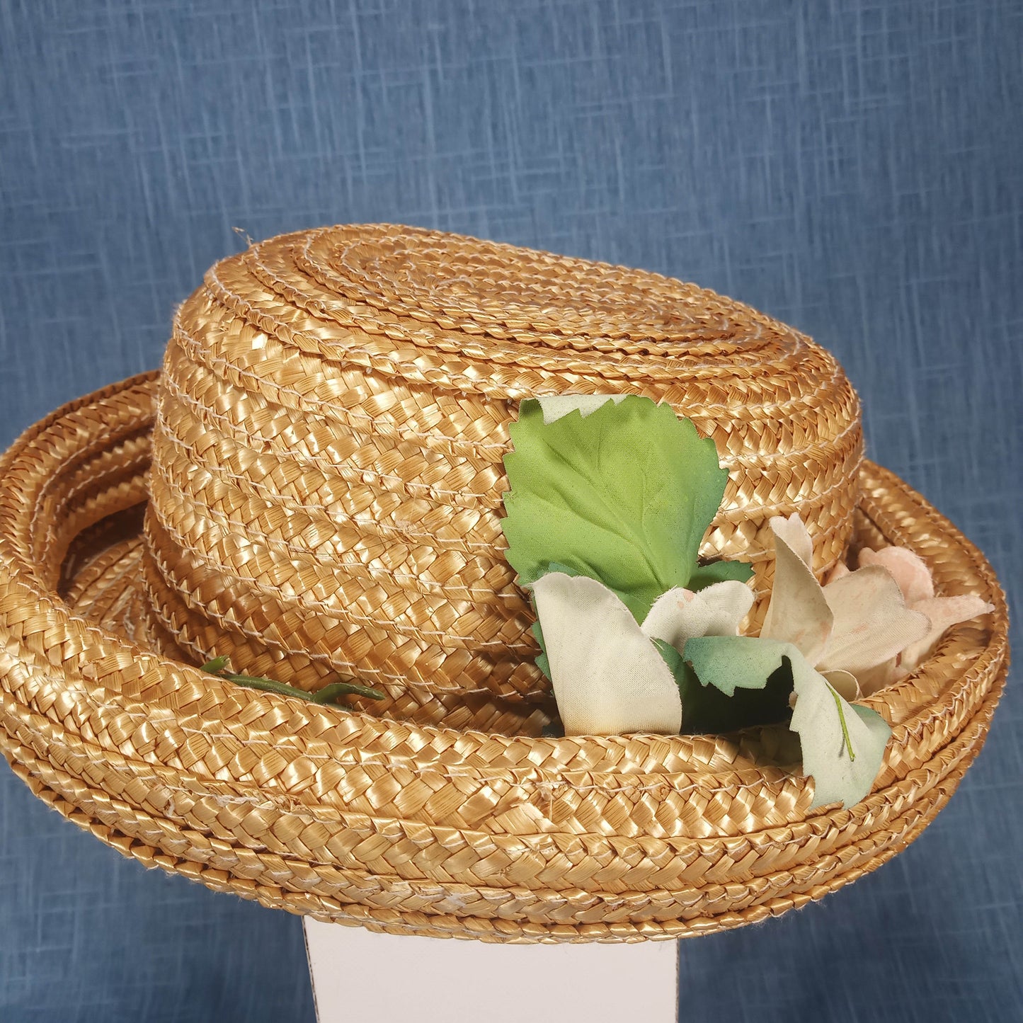 1950s Light Brown Rattan Bowler Hat with Flower Detail