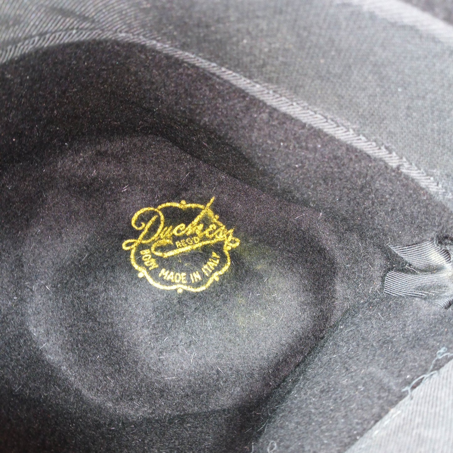 1950s Black Felted Faux Fur Cloche Hat with Bow Hat by Duchess from Italy
