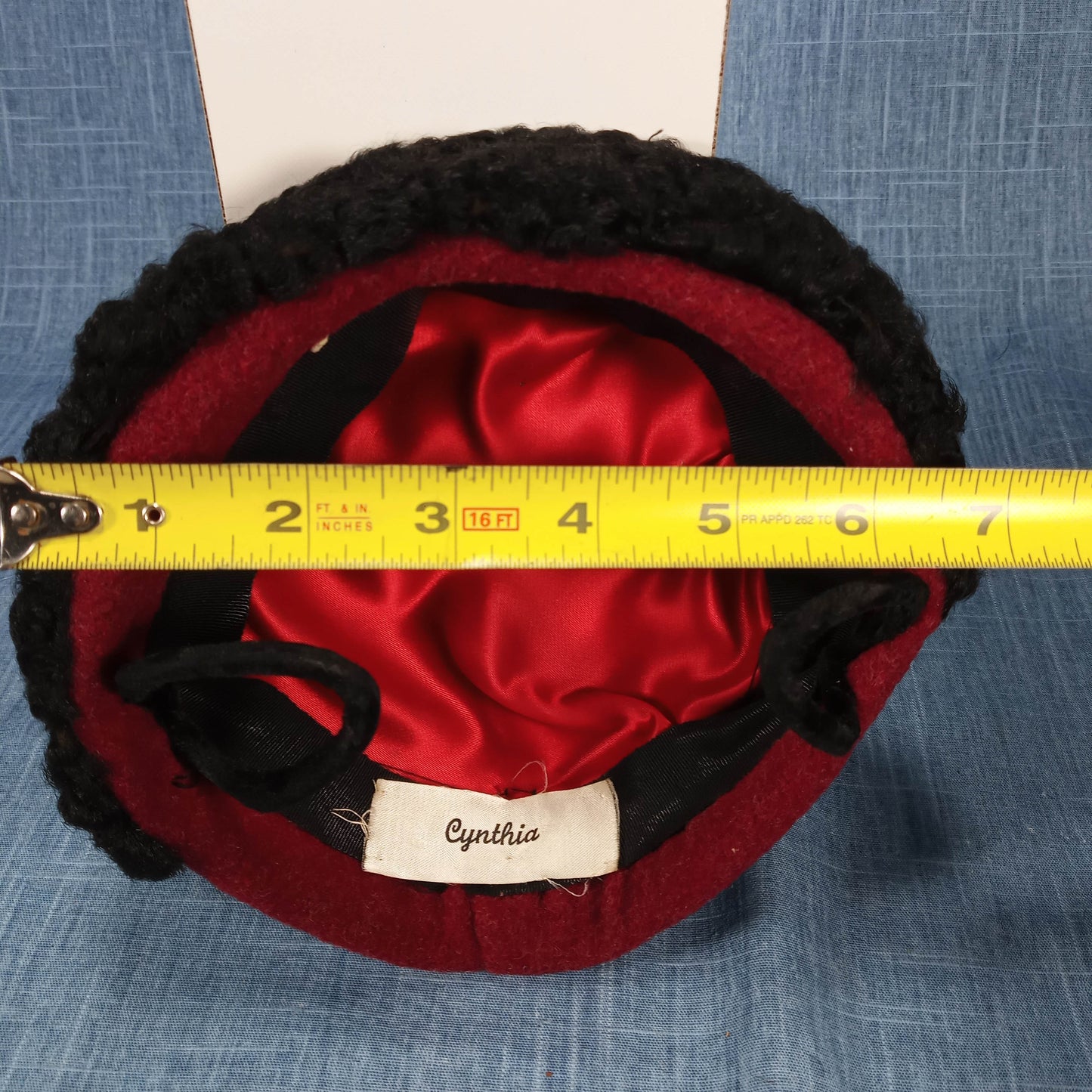 1950s Vintage Burgundy Wool Sheared Beaver Fur and Persian Lamb Trimmed Hat