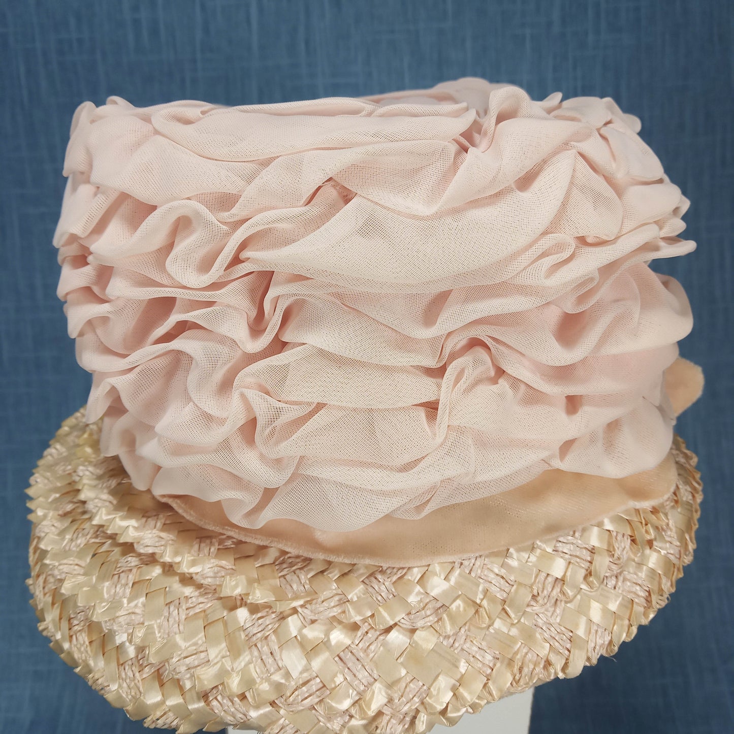 1950s Pink Woven Straw & Chiffon Ruffle Hat