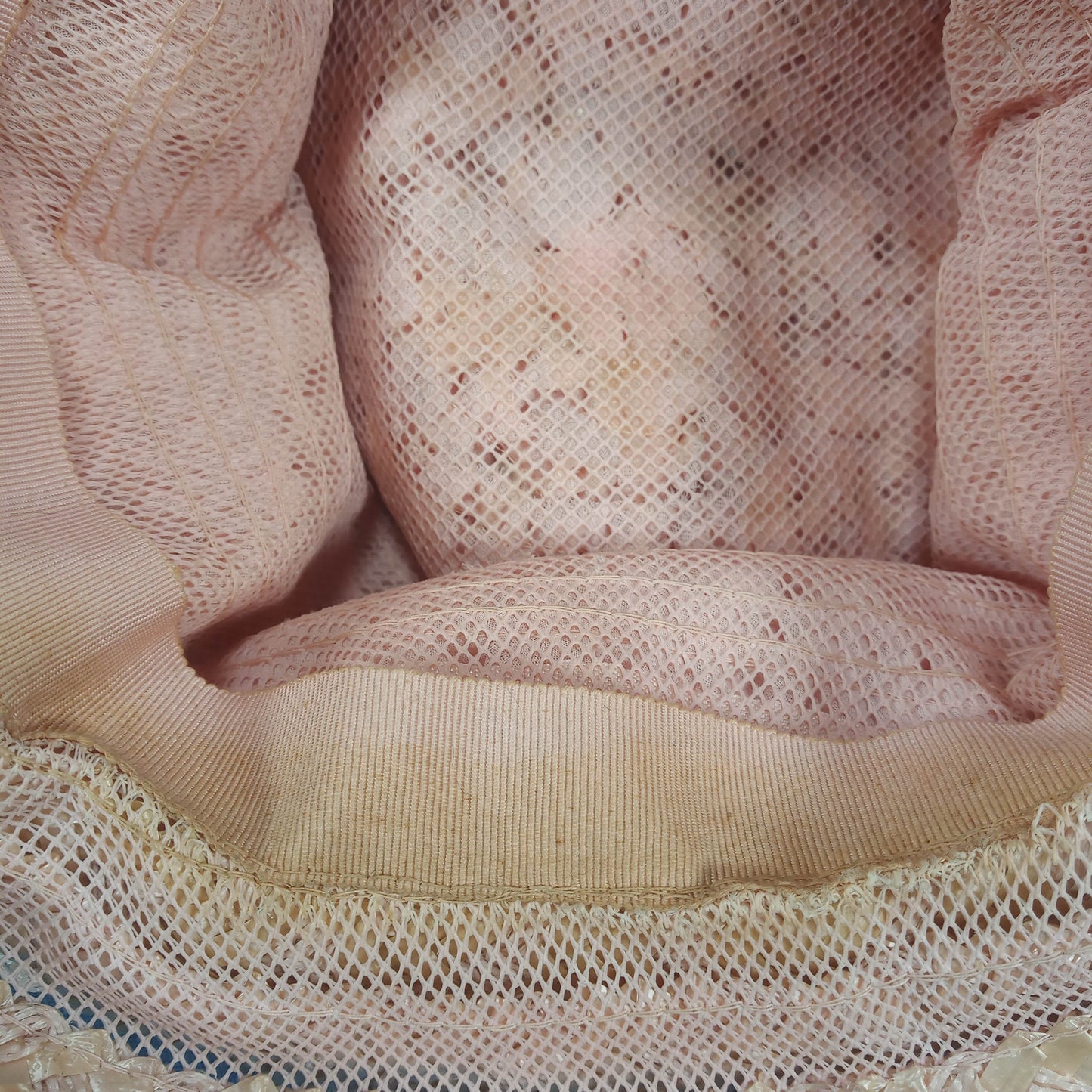 1950s Pink Woven Straw & Chiffon Ruffle Hat