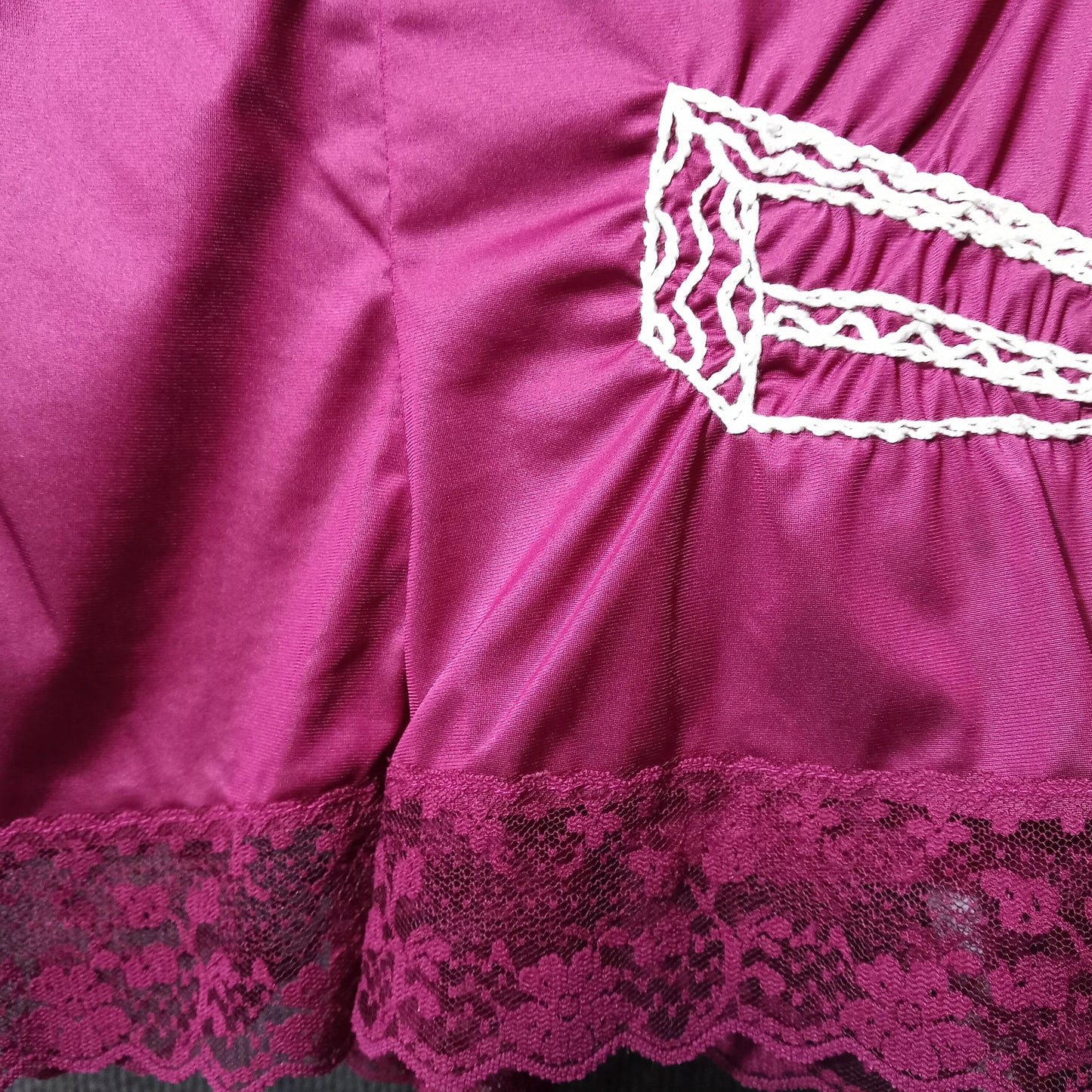 1950's Burgundy 2 Piece Nighty Set with an Embroidered Cake Piece