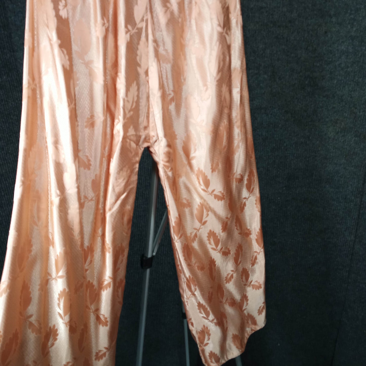 Early to Mid 20th Century Peach Silk Lounge Set with Ornate Frog Closures