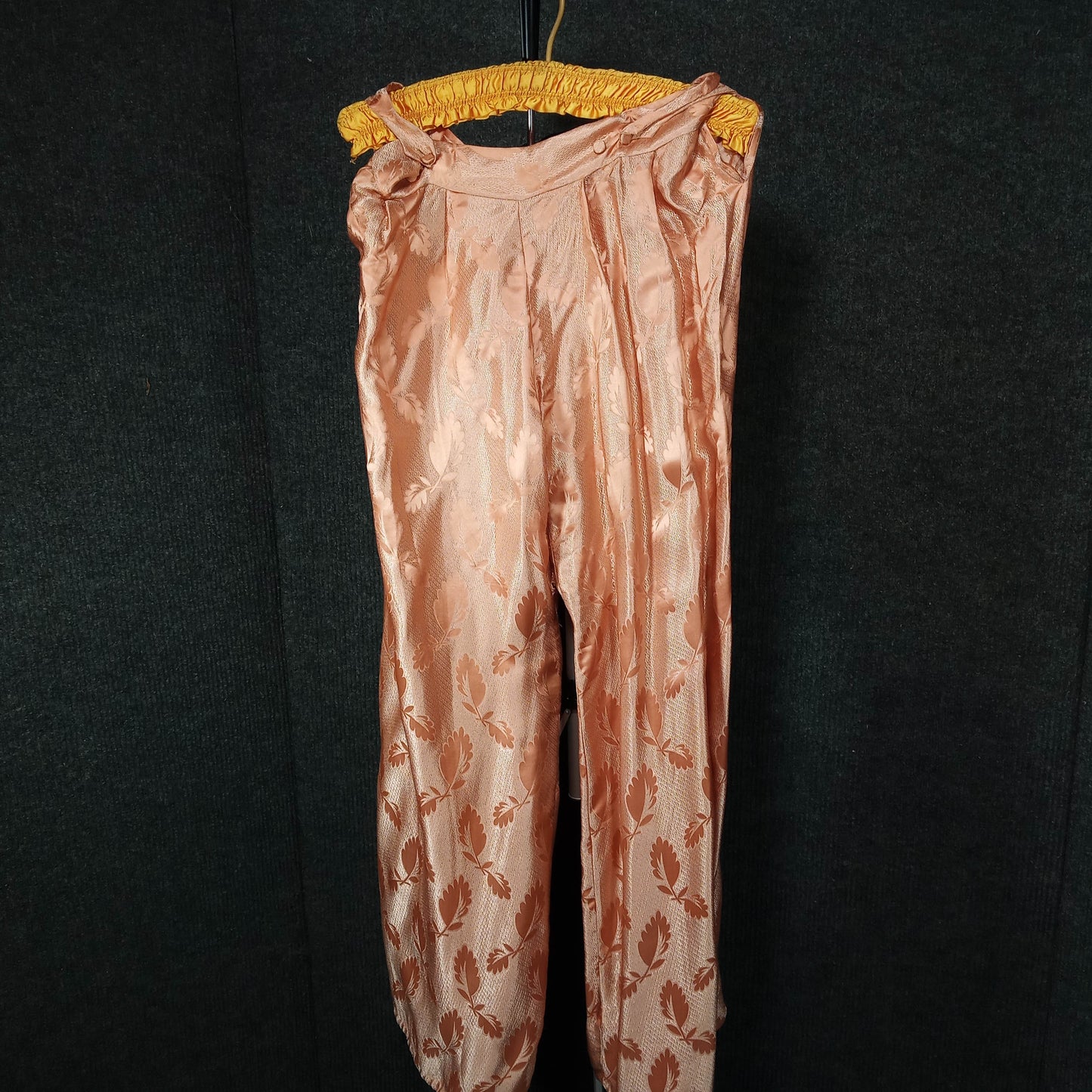 Early to Mid 20th Century Peach Silk Lounge Set with Ornate Frog Closures