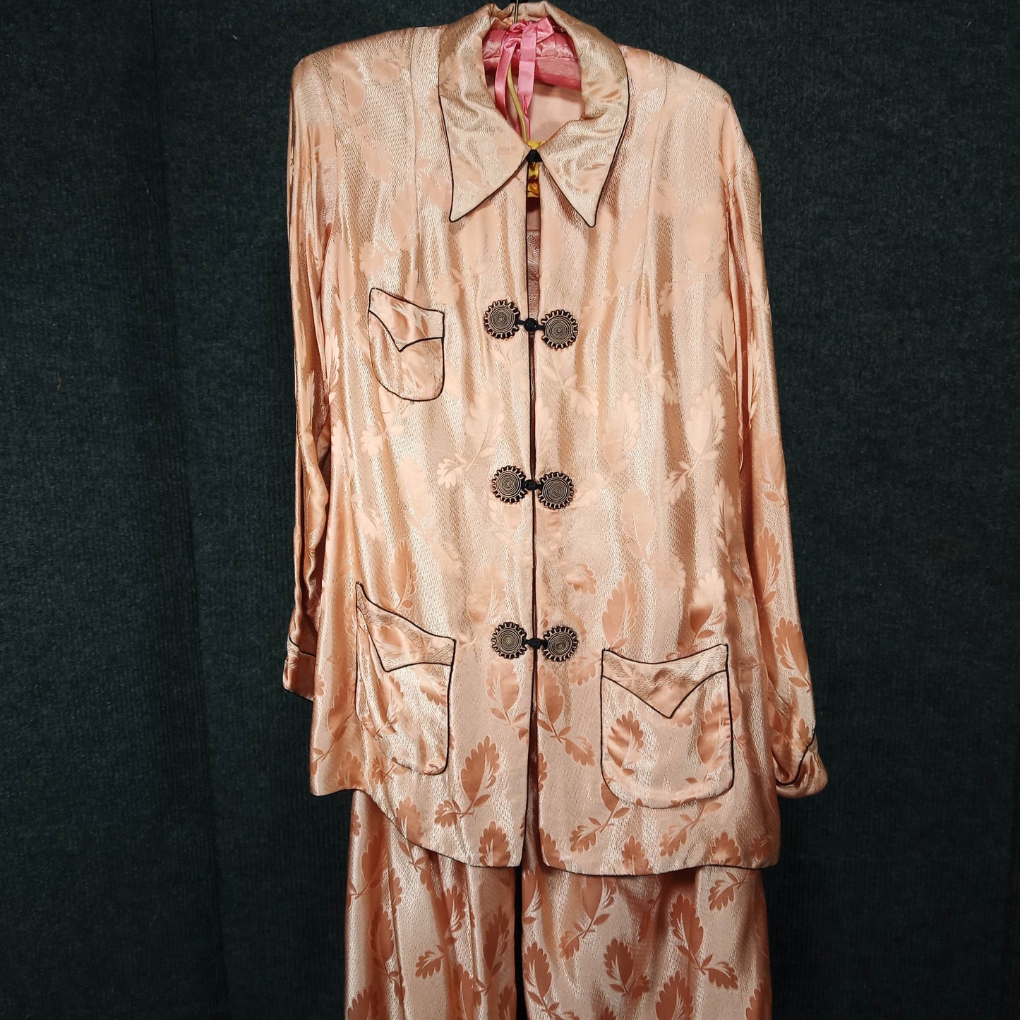 Early to Mid 20th Century Peach Silk Lounge Set with Ornate Frog Closures