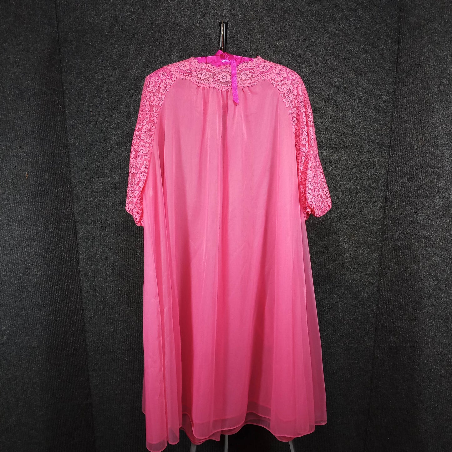 1950's Bubblegum Pink Chiffon & Lace Robe from Vanity Fair