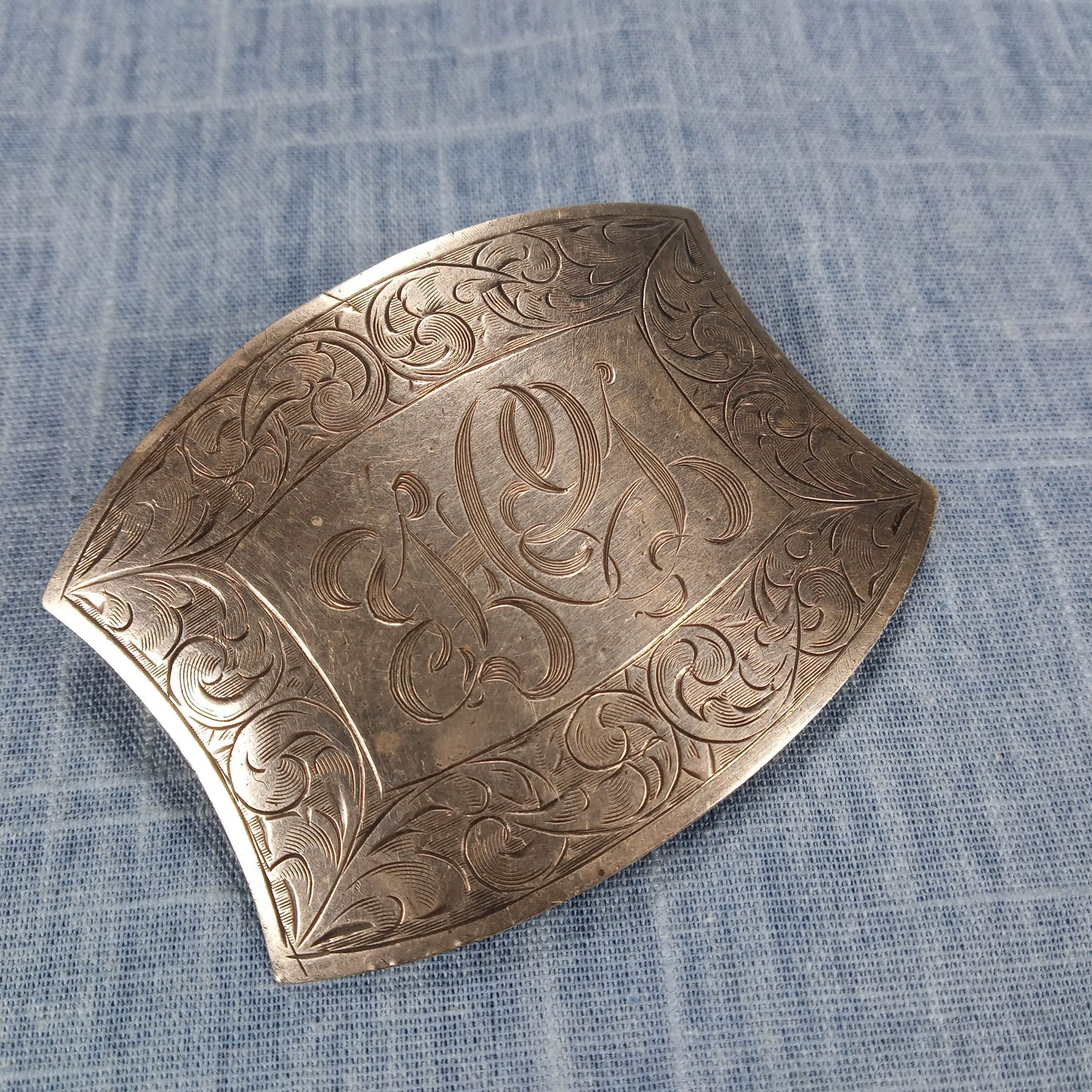 1940s Sterling Silver Brooch with Engravings