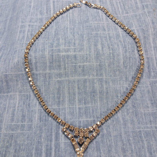 1950s Vintage Necklace with Clear Rhinestone in a V Shape