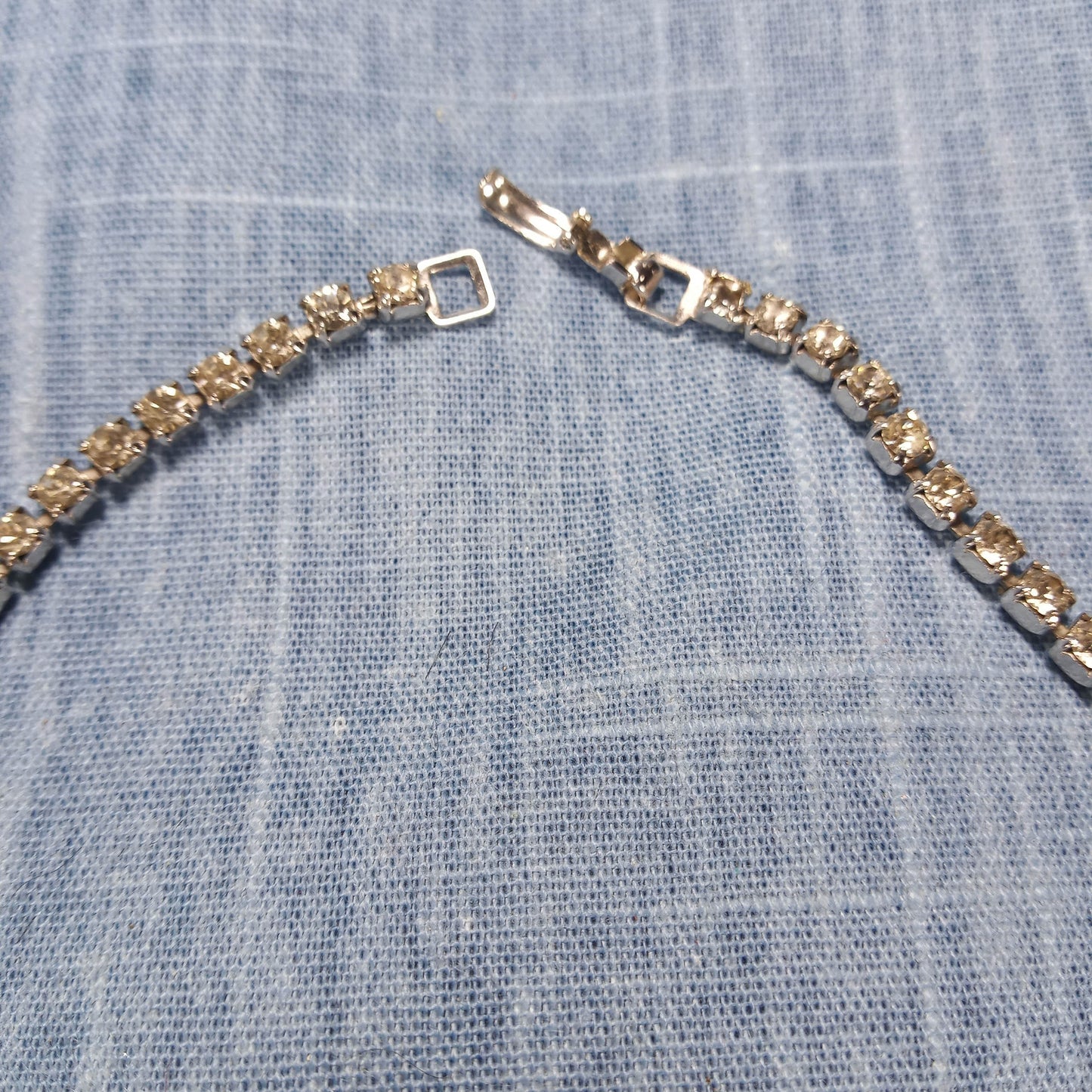1950s Vintage Necklace with Clear Rhinestone in a V Shape