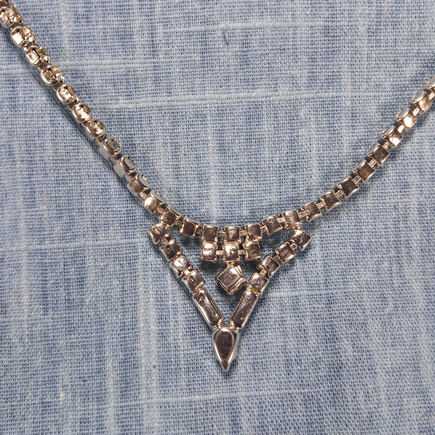 1950s Vintage Necklace with Clear Rhinestone in a V Shape