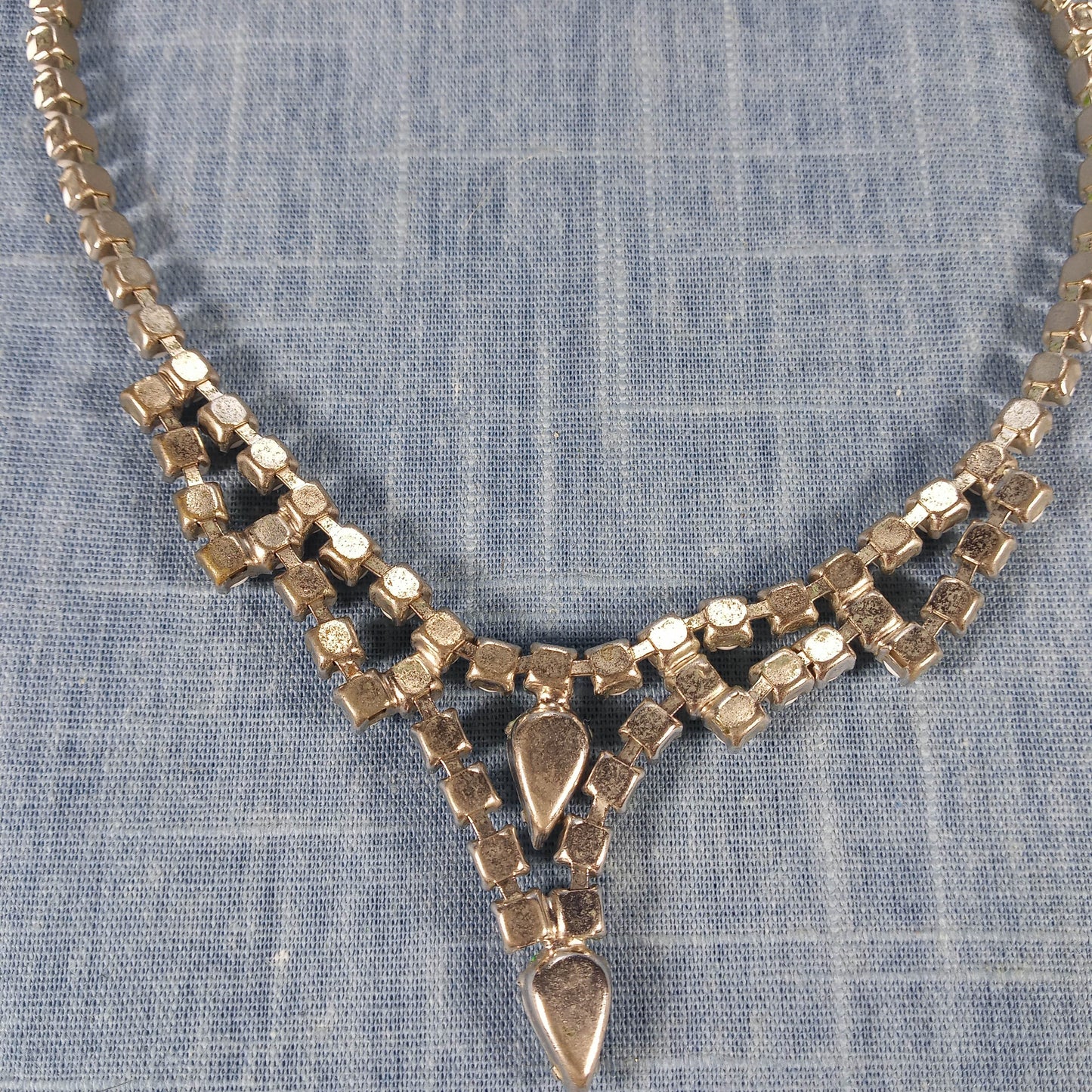 1950s Vintage Drop Necklace with White Milk Stones