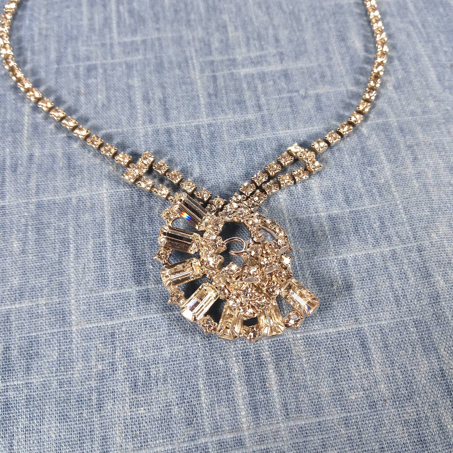 1990s Vintage Pendant Necklace with Clear Rhinestones