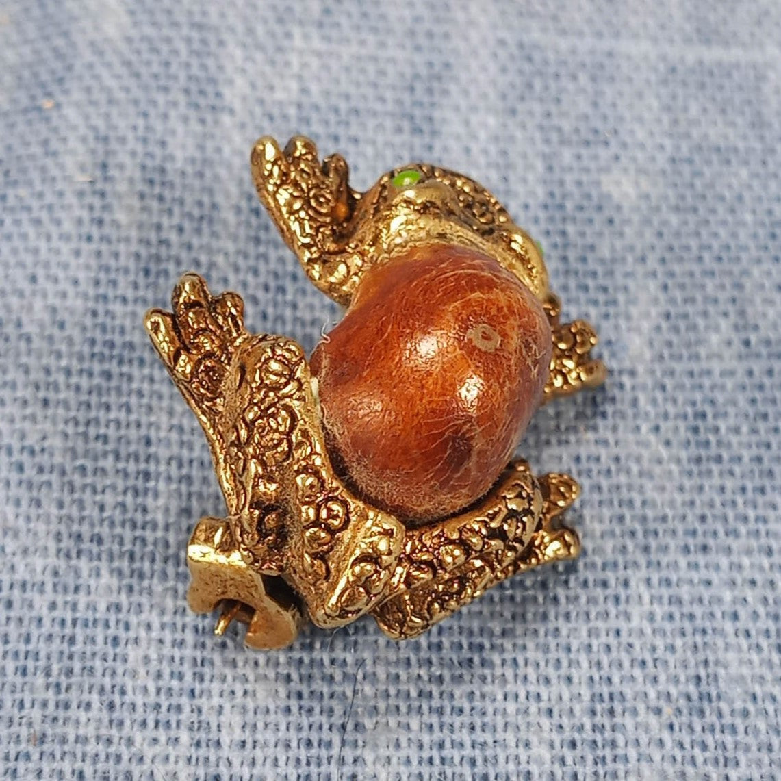 1950s Vintage Frog Pin with Green Eyes