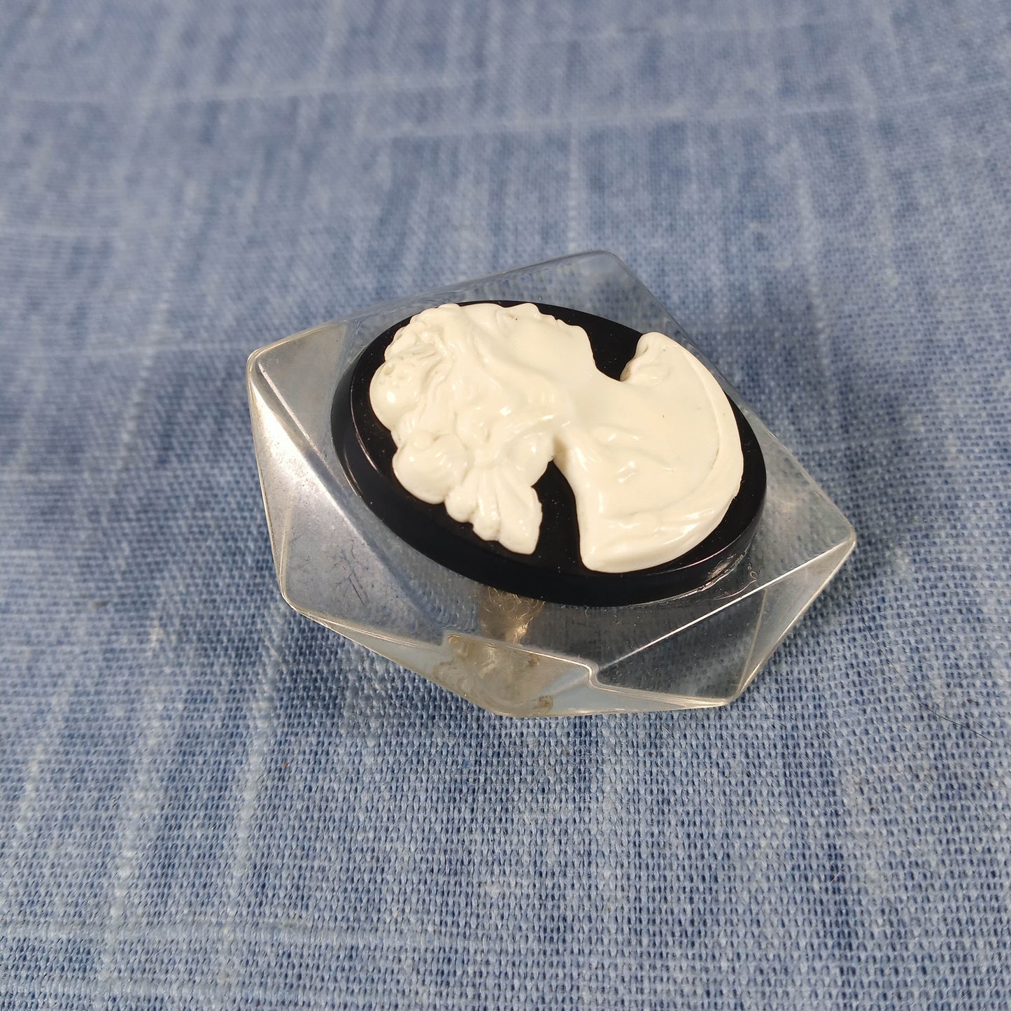 1950s Vintage Cameo Pin: White Profile with Black Background on Clear Lucite