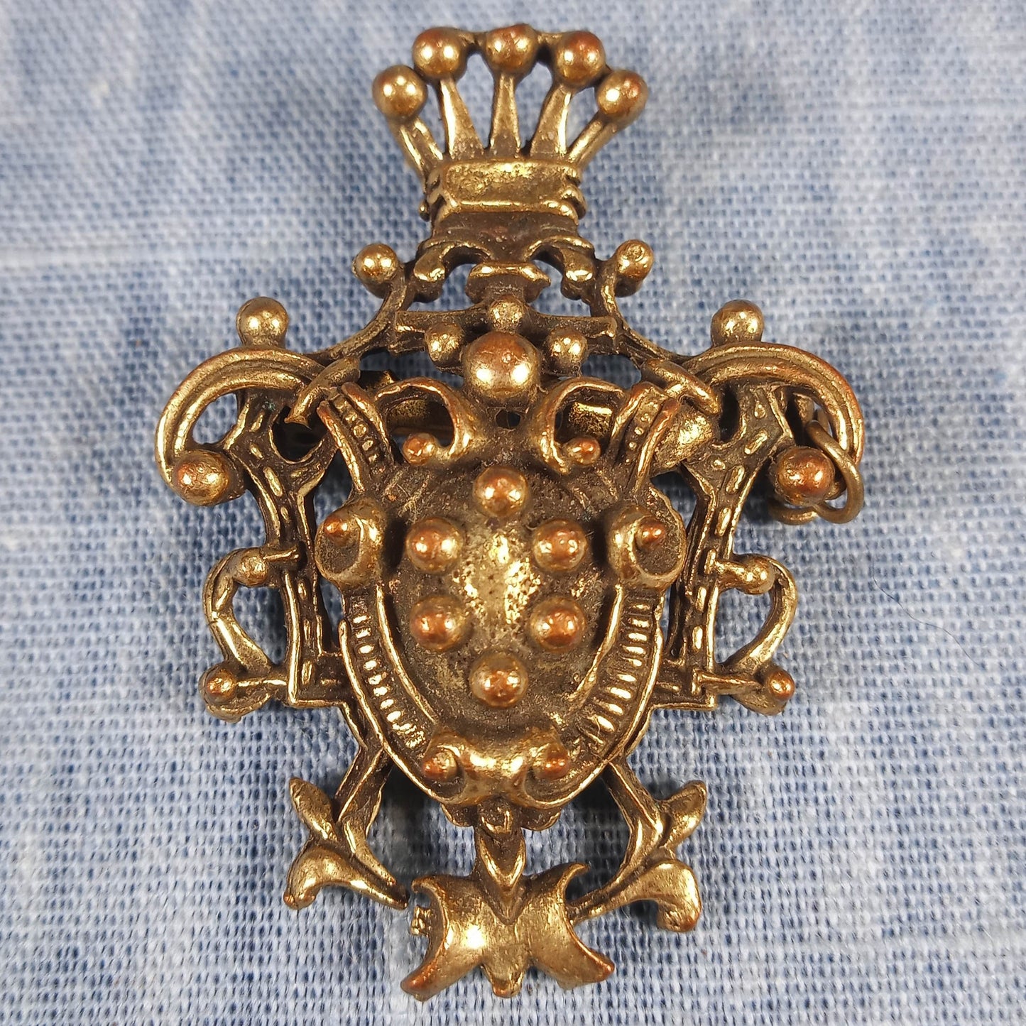 1950s Vintage Crest Pin with Gold Tone Metal and Crown