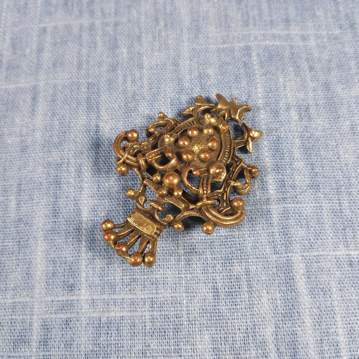 1950s Vintage Crest Pin with Gold Tone Metal and Crown