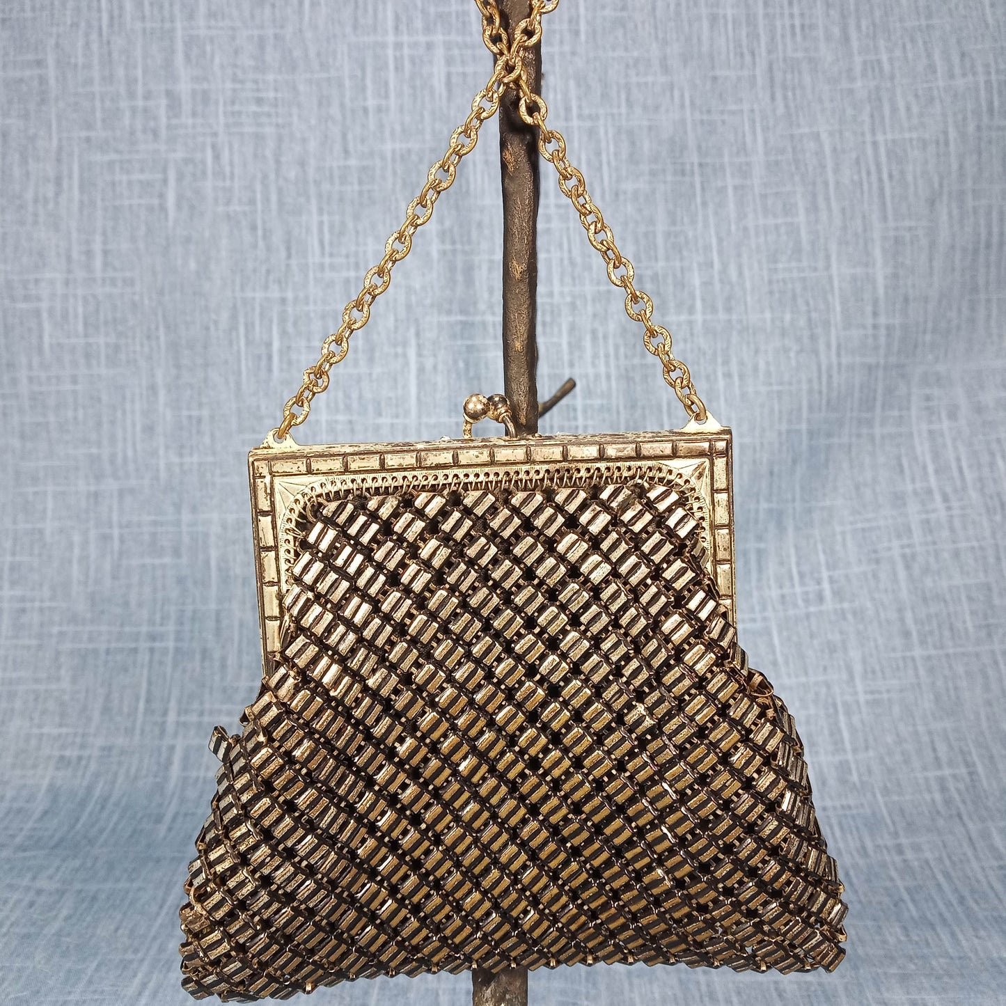 1930's Silver Toned Metal Mesh Purse