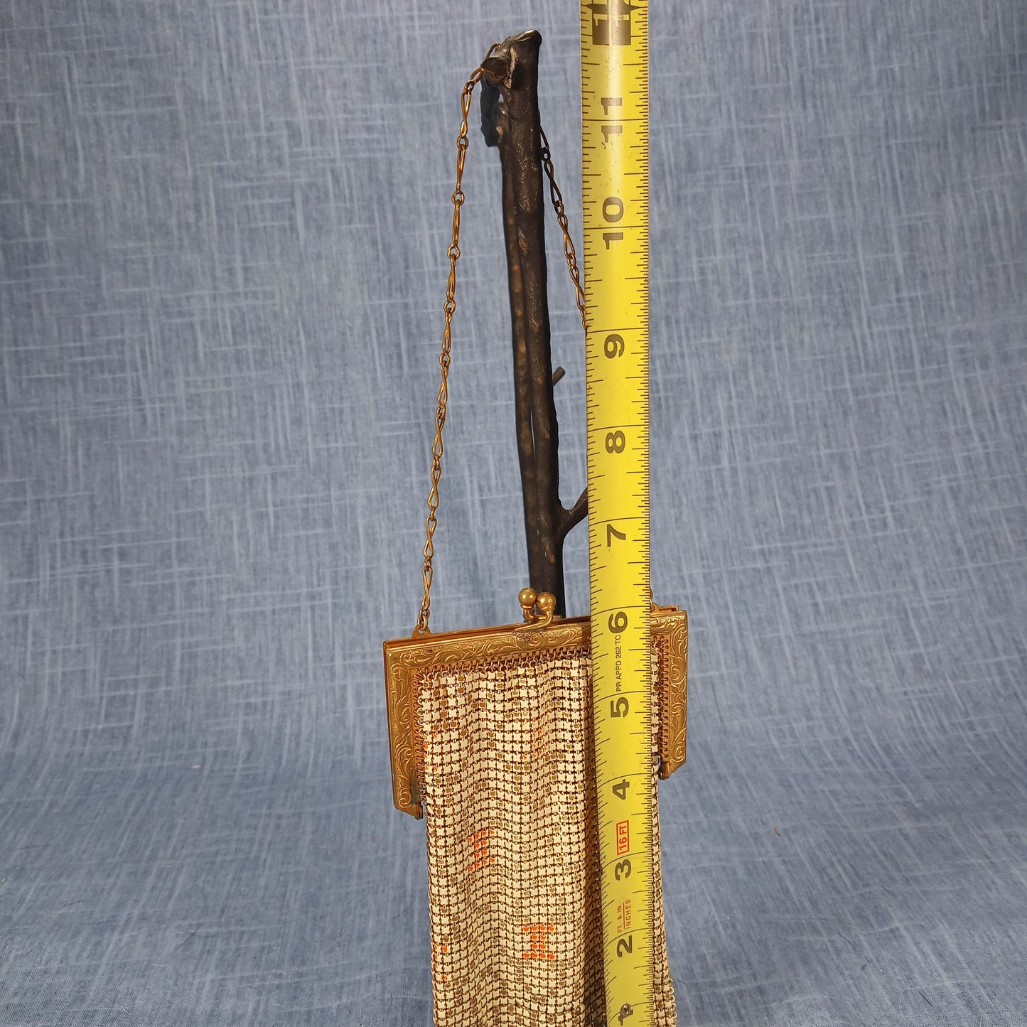 1920s Vintage Gold Tone Etched Art Deco Mesh Bag