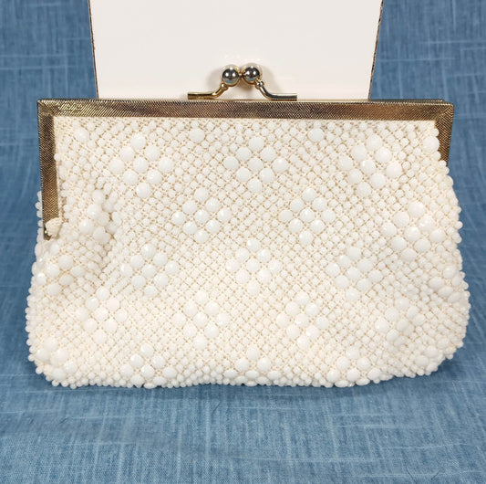 1950s Vintage Cream Hob Knob Bead Purse with Chain