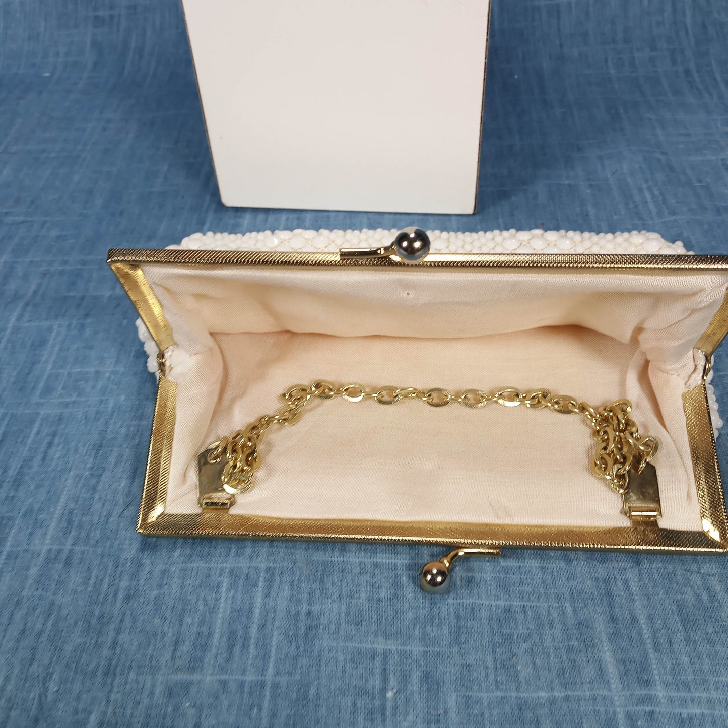 1950s Cream Hob Knob Bead Purse with Chain