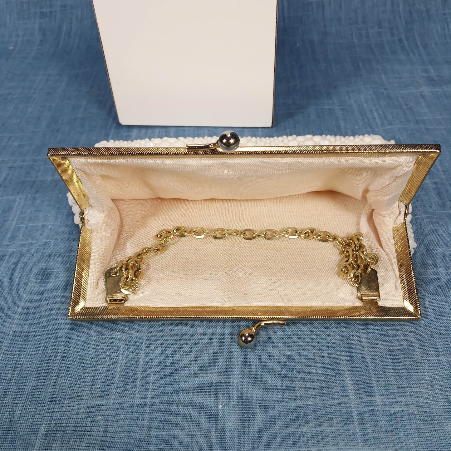 1950s Cream Hob Knob Bead Purse with Chain