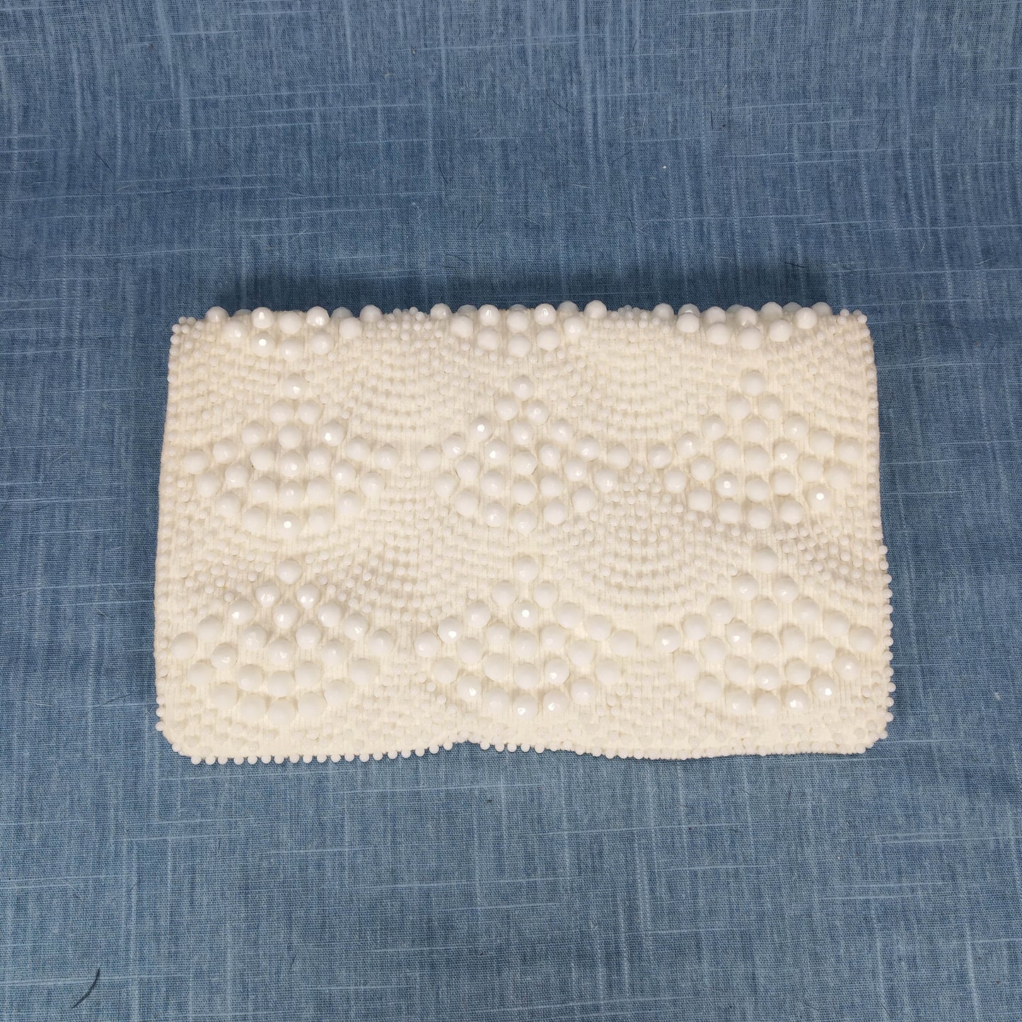 1950s Cream Hob Knob Beaded Clutch from Hong Kong