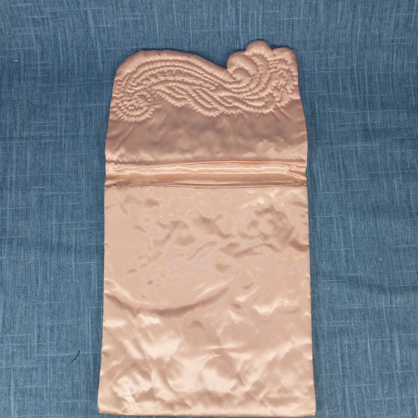 Vintage Peach Satin Quilted Jewelry/Hankie Pouch