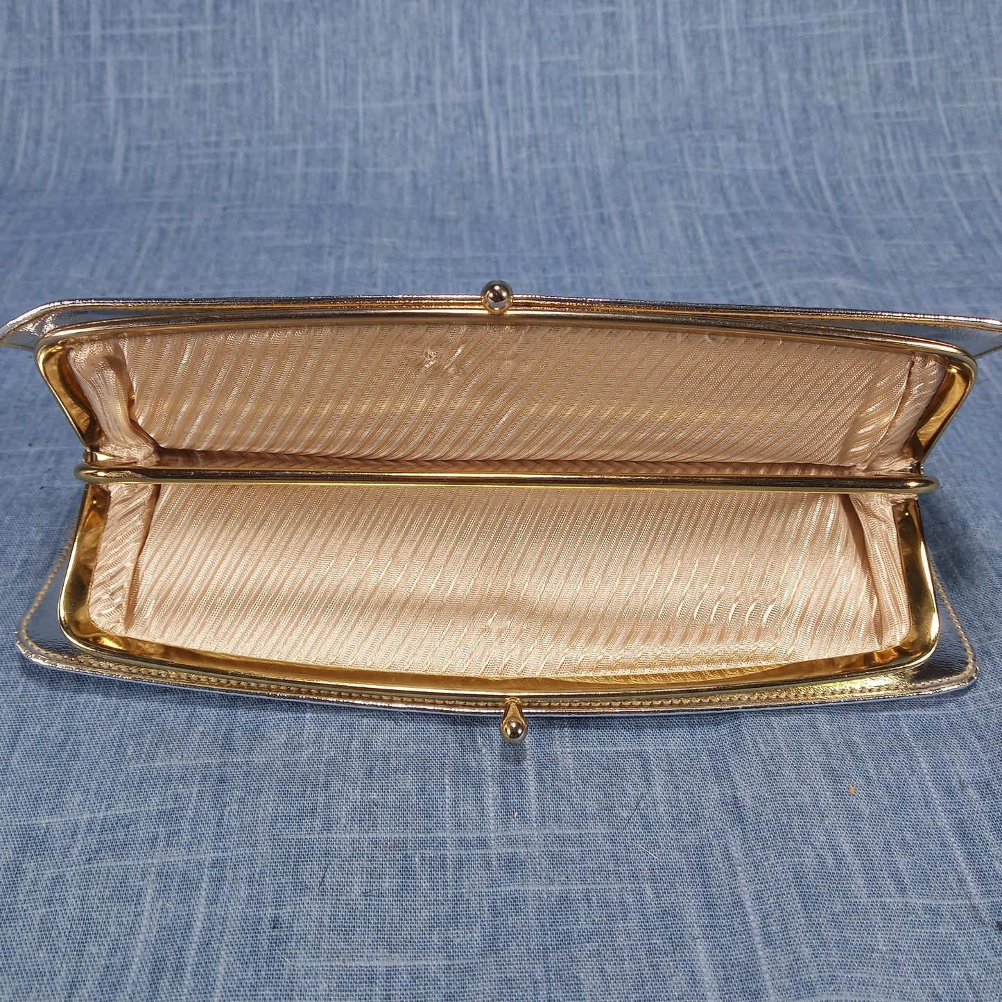 1950s Silver Fold Out Wallet/Clutch
