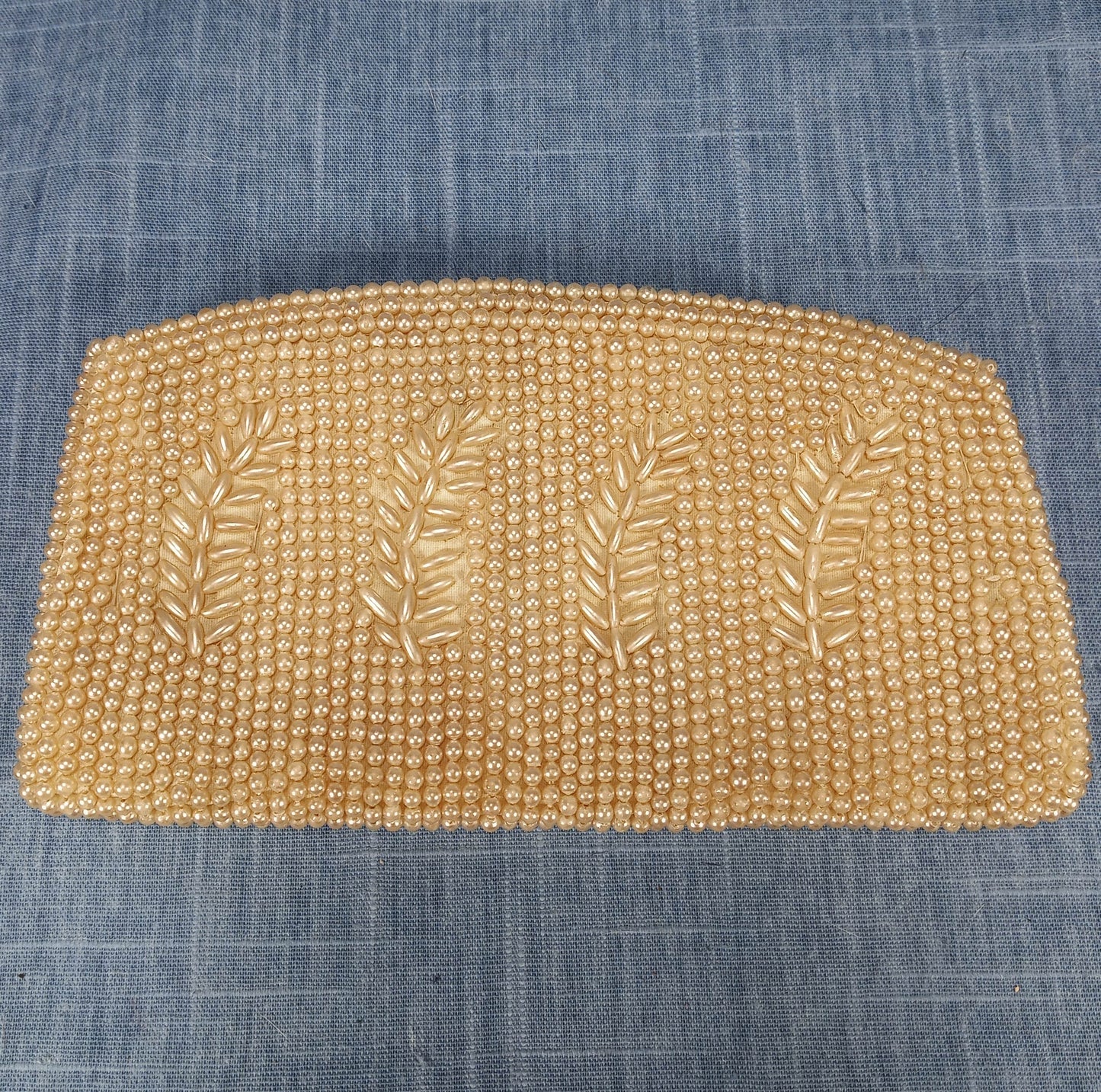 1940s Cream Pearl Encrusted Clutch with Leaf Detail
