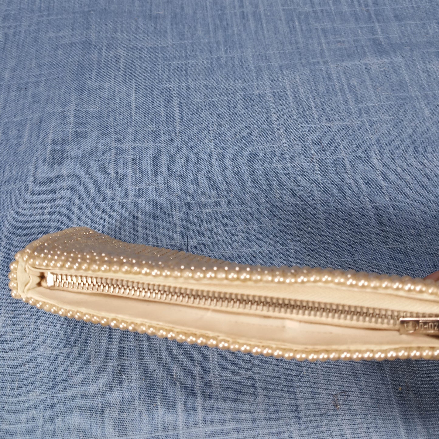 1940s Cream Pearl Encrusted Clutch with Leaf Detail