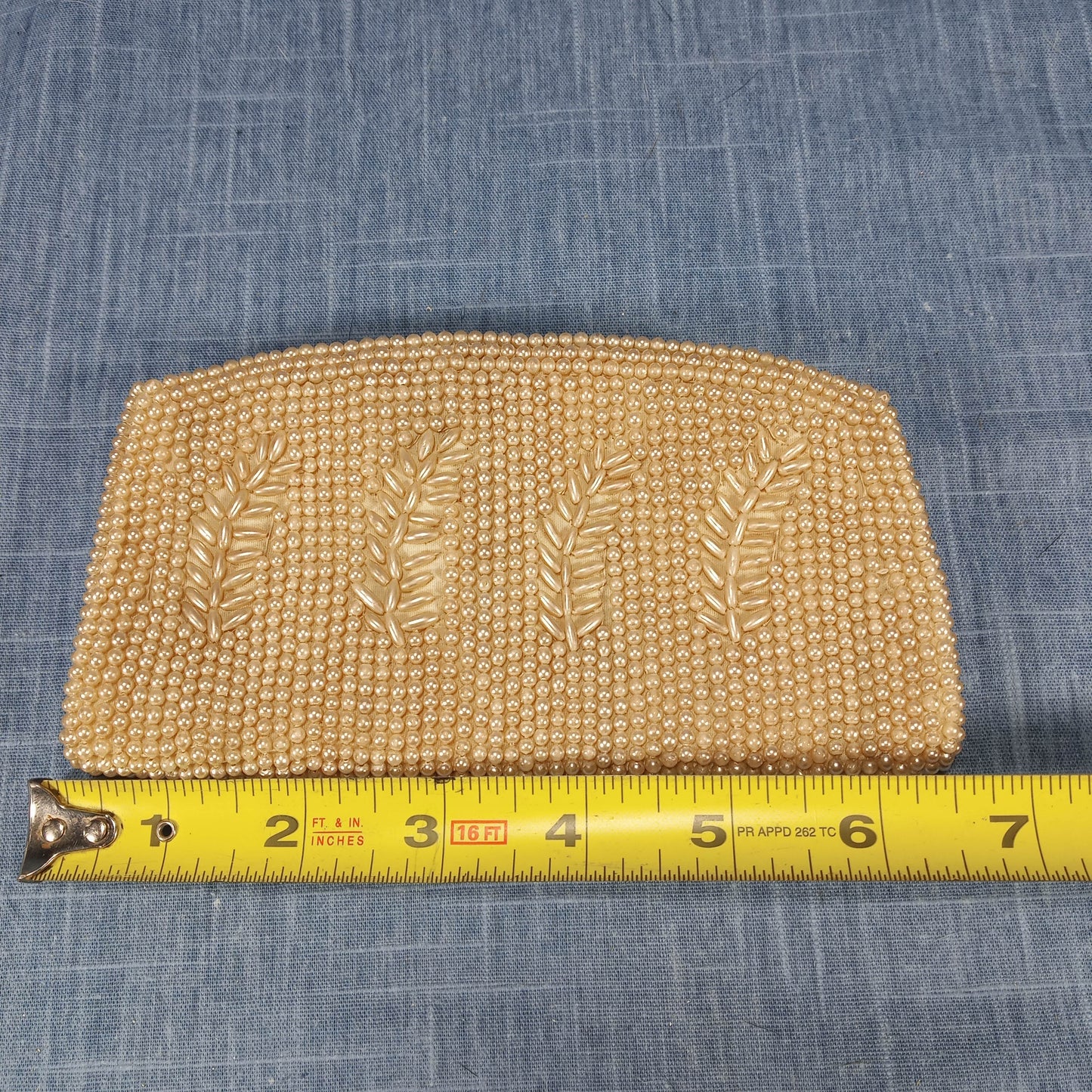 1940s Cream Pearl Encrusted Clutch with Leaf Detail