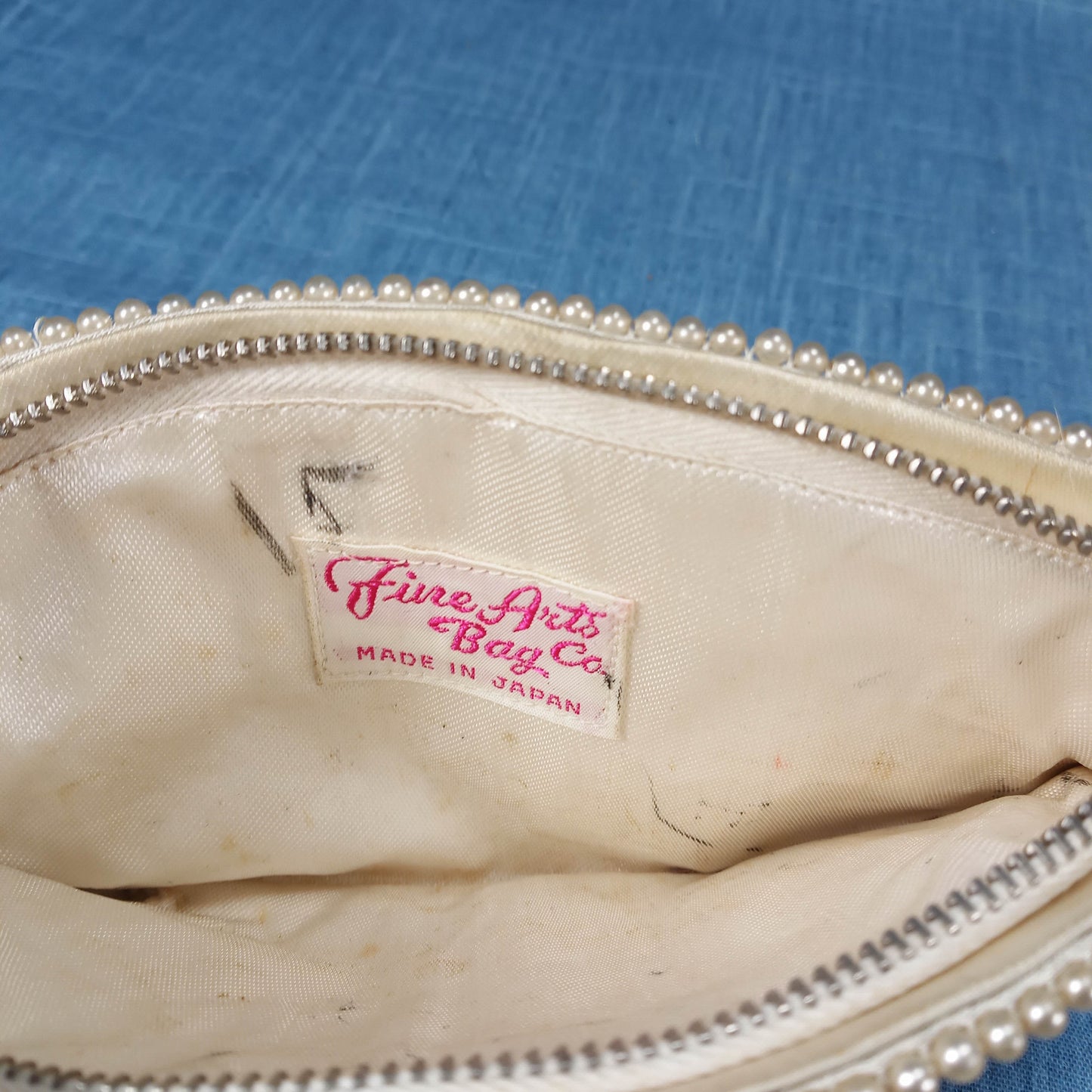1940s Pearl Clutch by Fine Arts Bag Company - Made in Japan