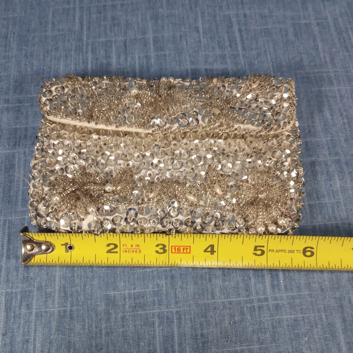 1950s Silver Hand Made Beaded Satin Evening Clutch/Wallet – Hong Kong