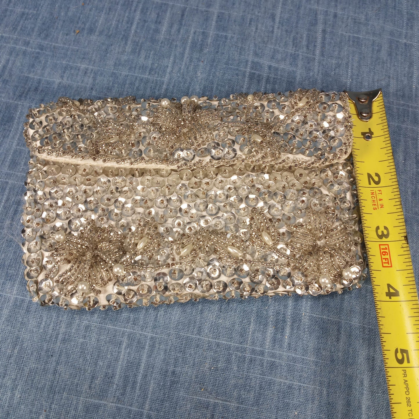 1950s Silver Hand Made Beaded Satin Evening Clutch/Wallet – Hong Kong