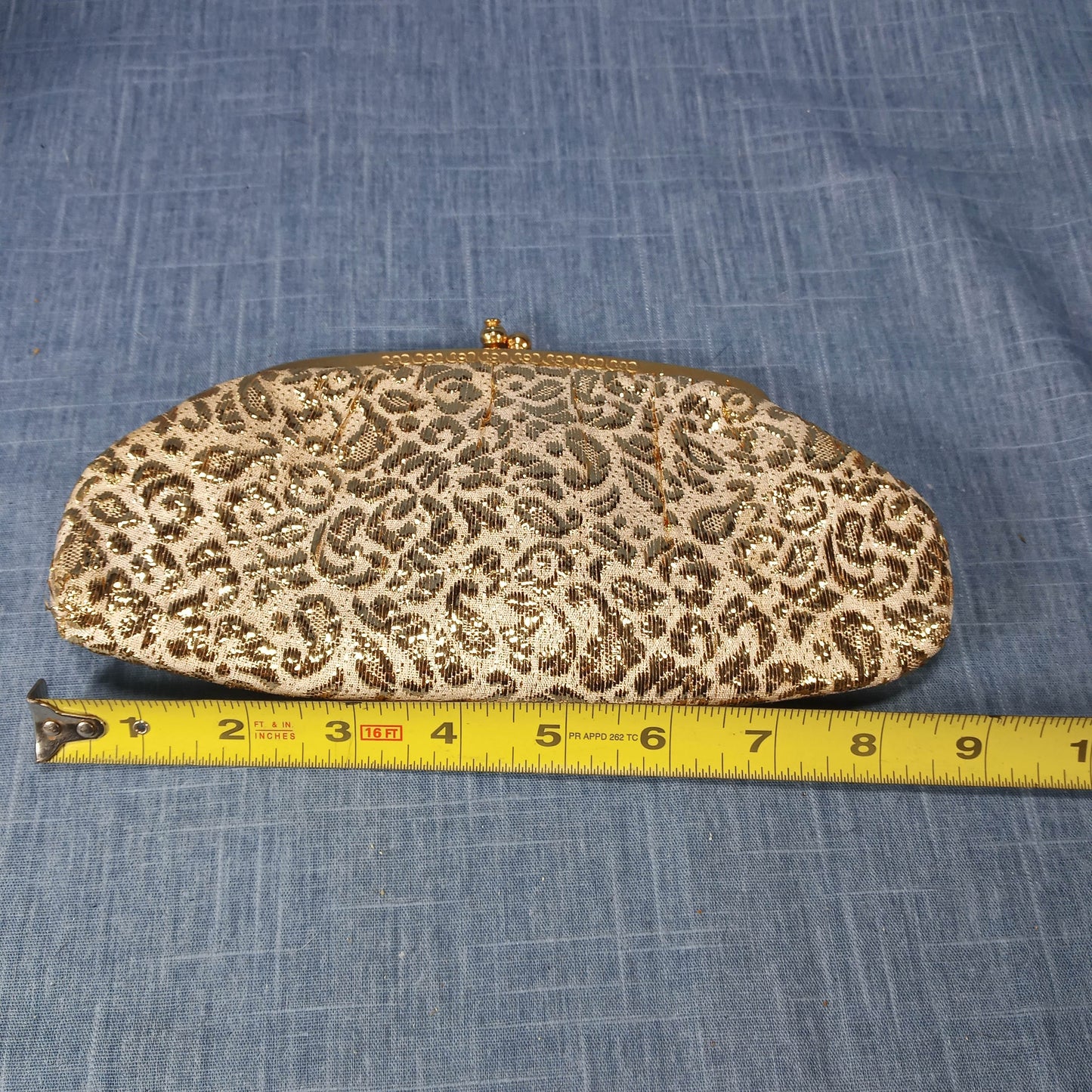 1950s Gold and Cream Lame' Evening Clutch