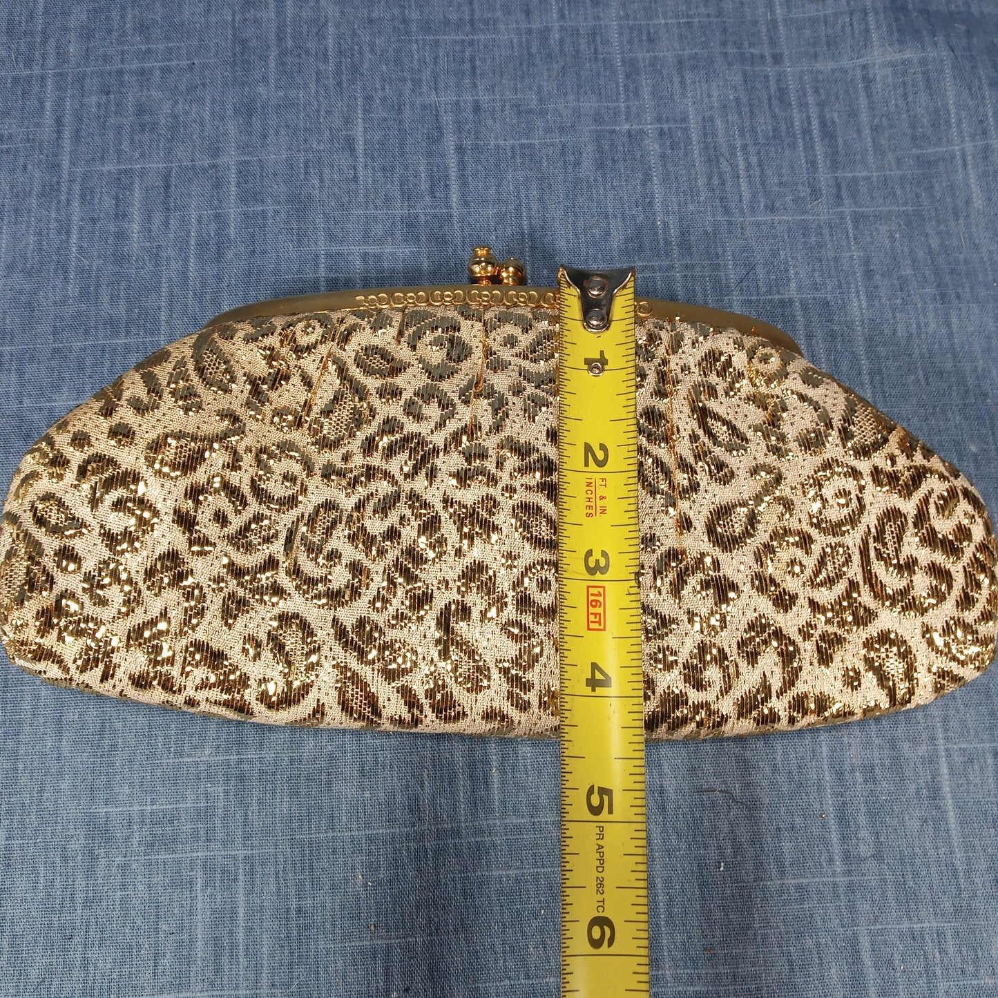 1950s Gold and Cream Lame' Evening Clutch