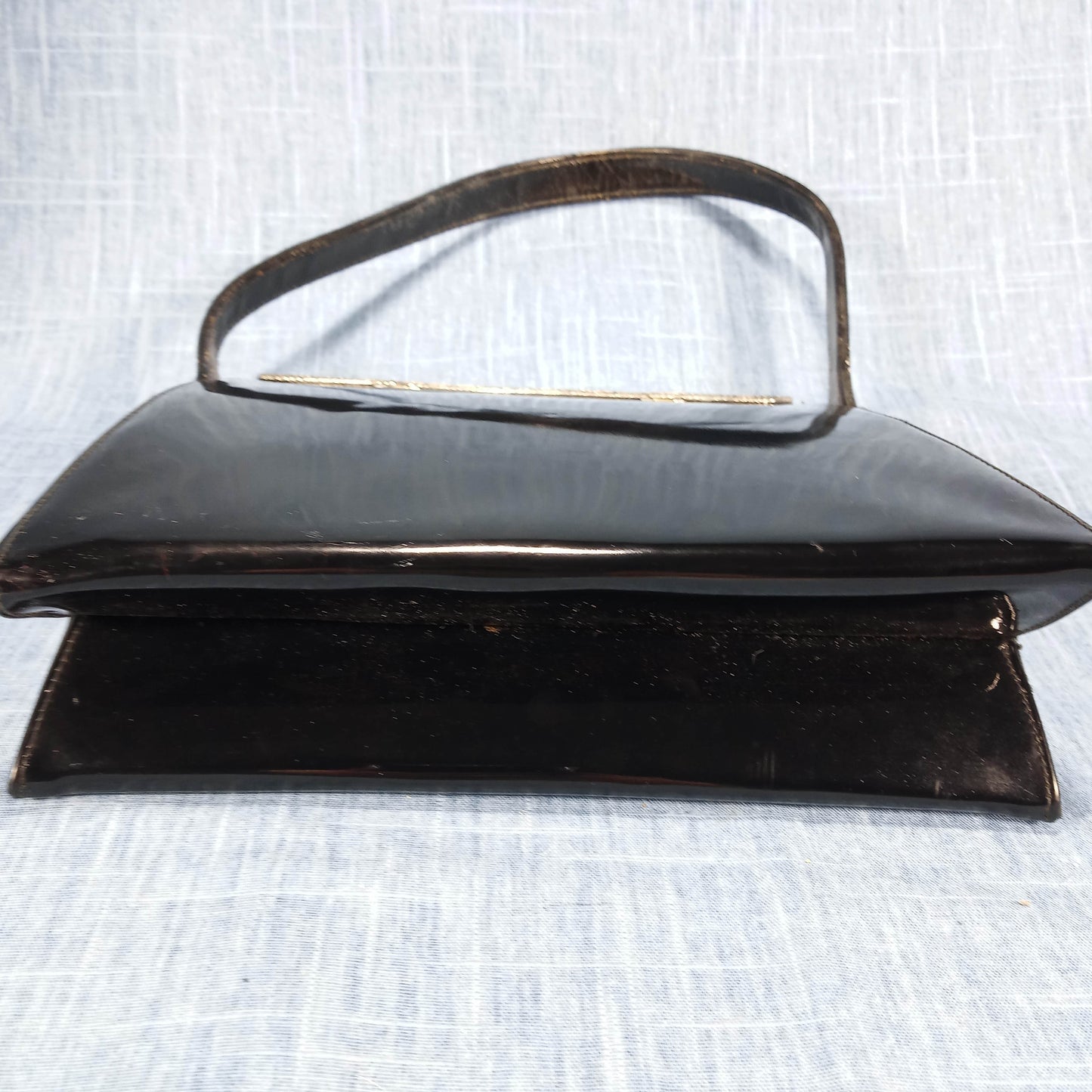 1950s Black Patent Leather Filigree and Cameo Purse by Triangle New York