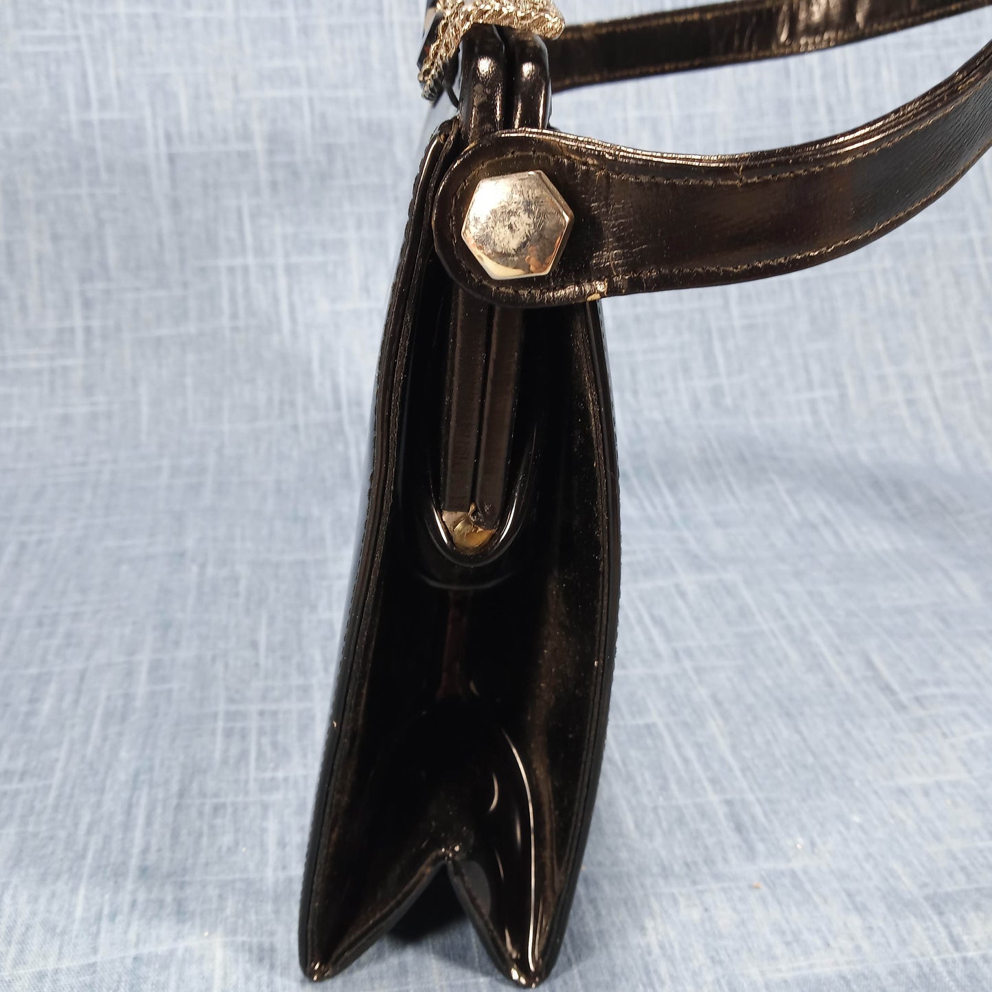 1950s Black Patent Leather Filigree and Cameo Purse by Triangle New York
