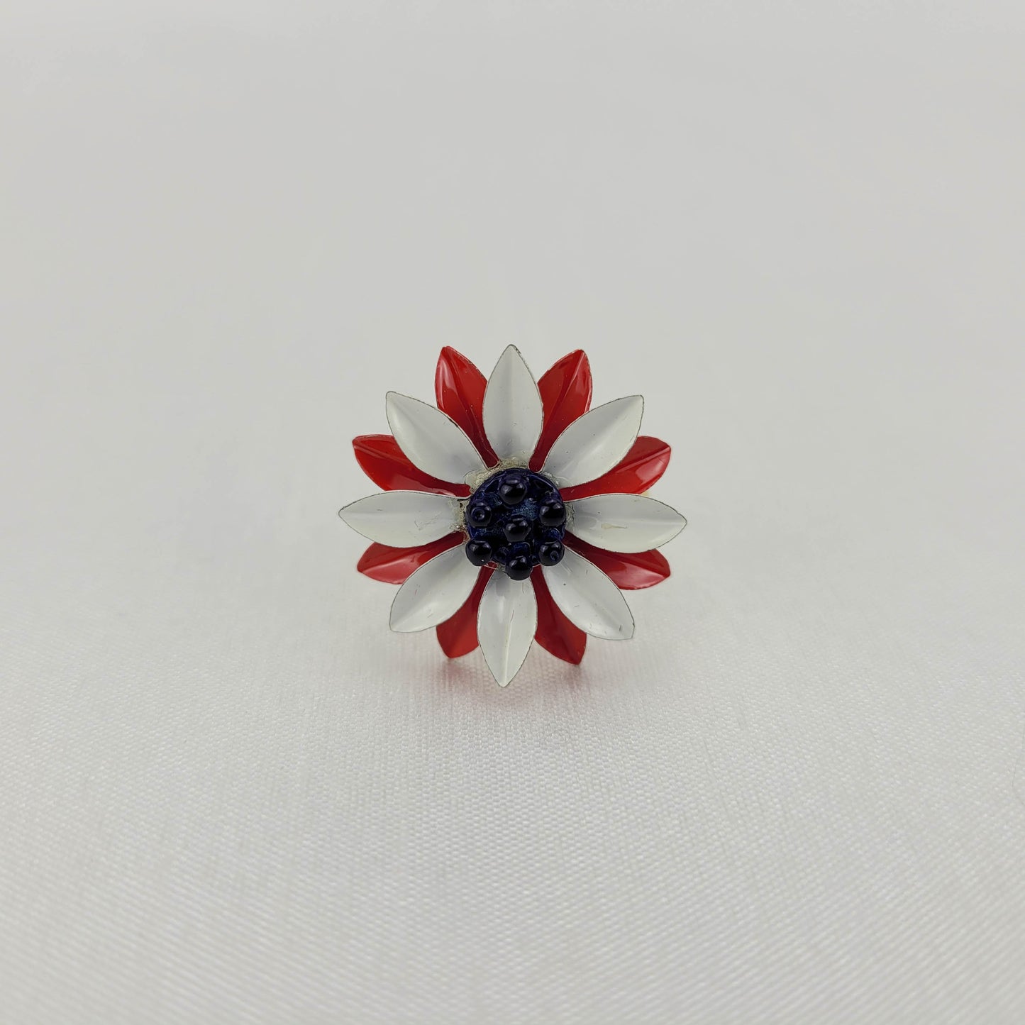 1960's White and Red Enamel Flower Ring