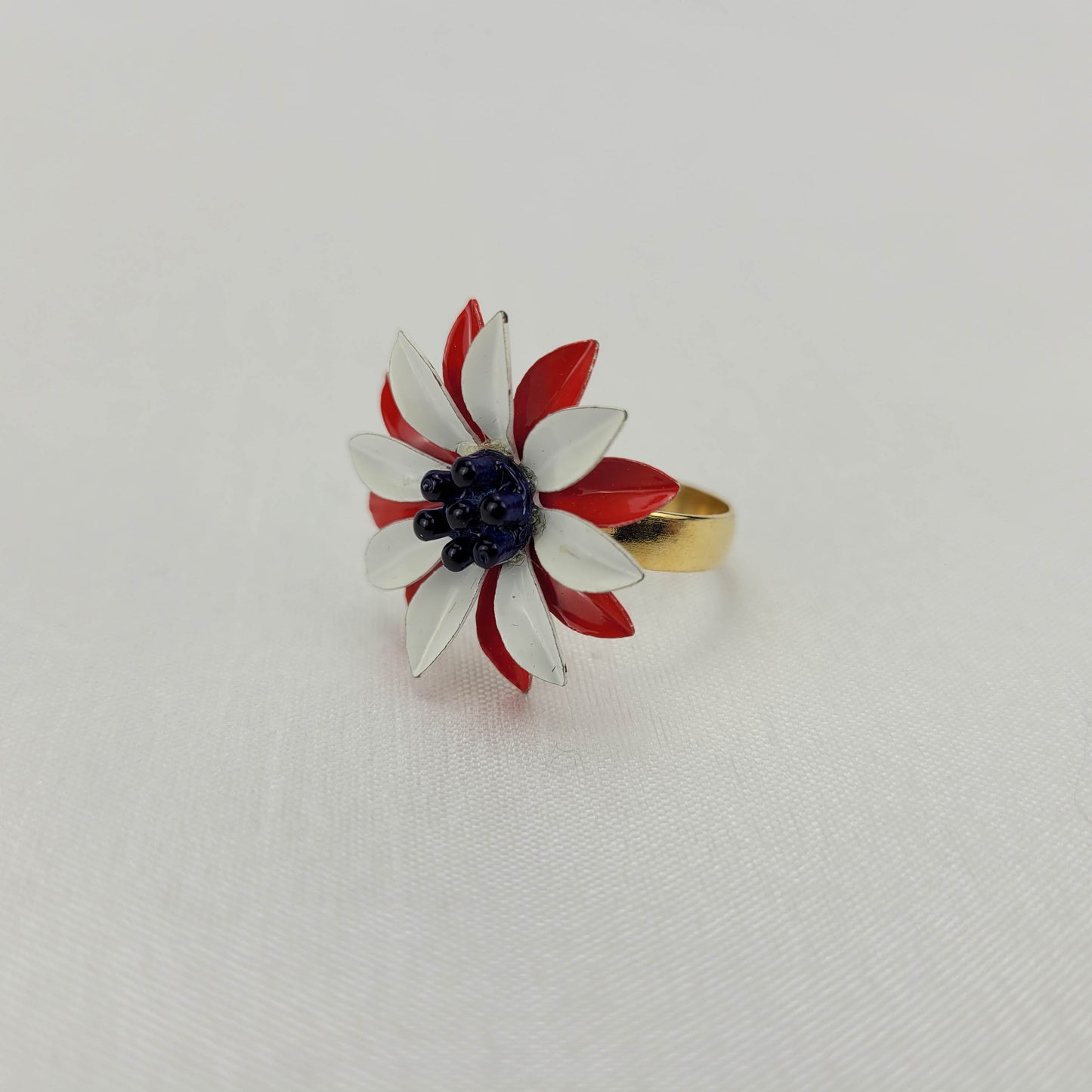 1960's White and Red Enamel Flower Ring